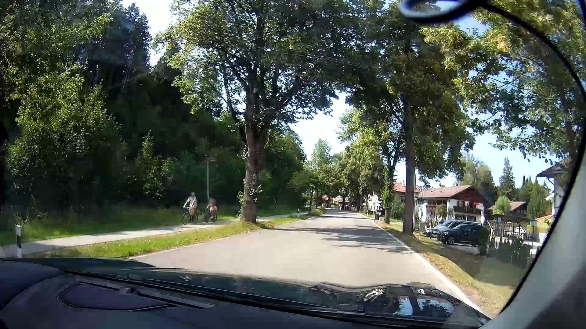 Street view near Schwansee Inh. Karin Brandl Pension, Schwangau — © micmin1972 (CC BY-SA · Mapillary)