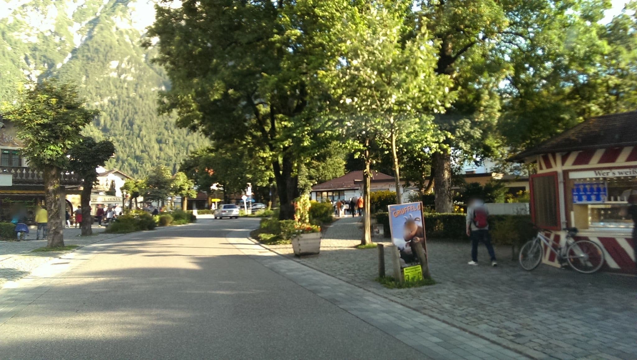Street view near Ferienwohnung Lipp, Mittenwald — © bufonto (CC BY-SA · Mapillary)