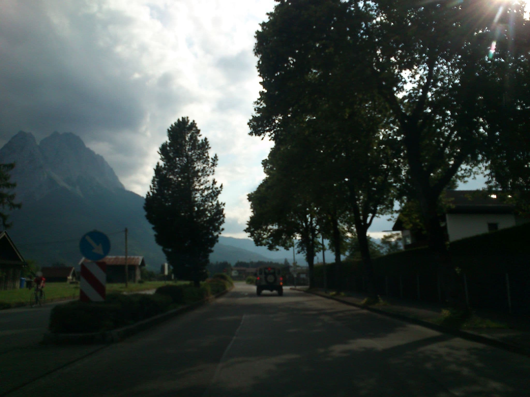 Street view near Ferienwohnungen Haus Birkenhof, Garmisch-Partenkirchen — © zbycz (CC BY-SA · Mapillary)