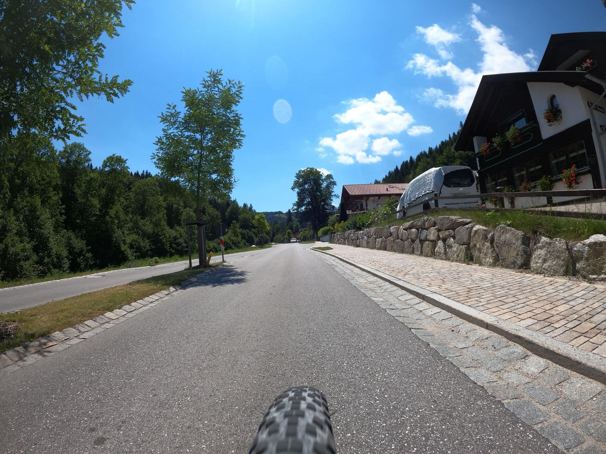 Street view near Ferienhaus Ursula, Krün — © plexi32 (CC BY-SA · Mapillary)