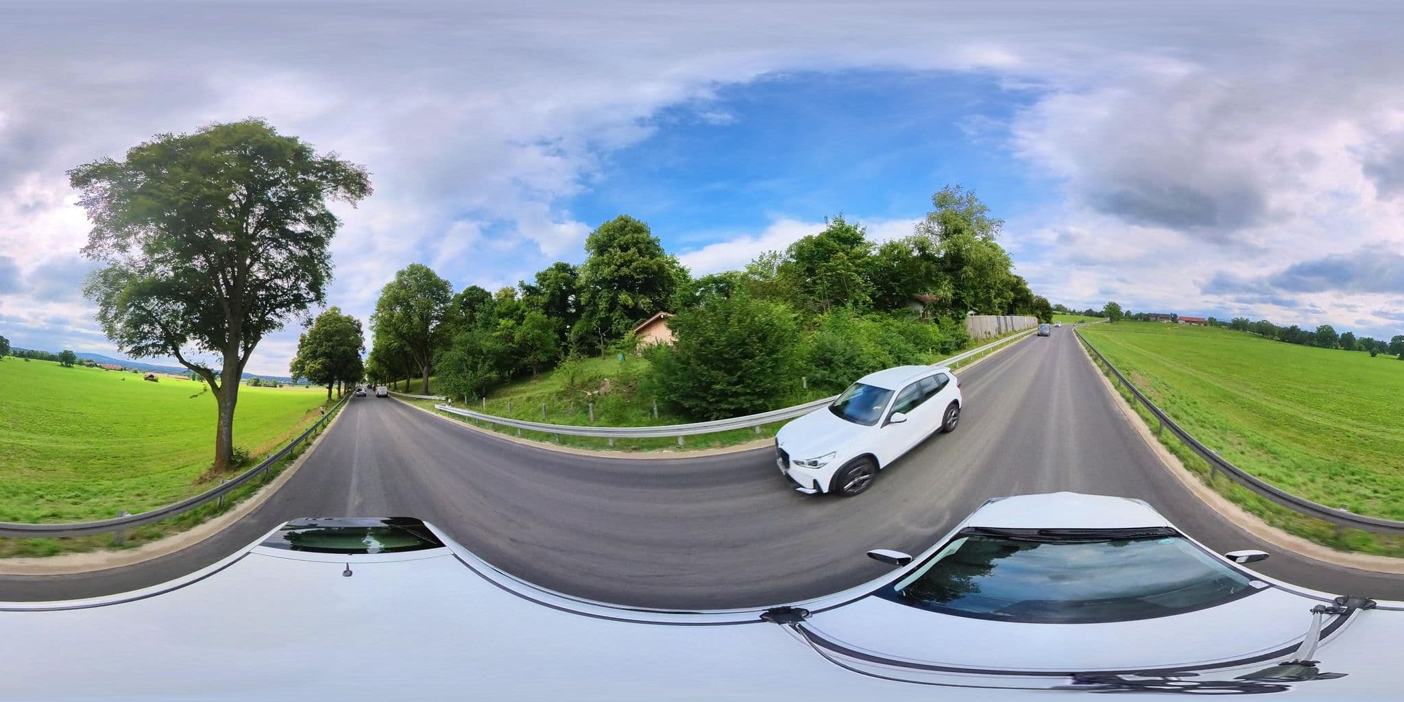 Street view near Ferienhaus Zamperl - Urlaub mit Hund in Weilheim / Oberbayern, Weilheim — © osmplus_org (CC BY-SA · Mapillary)
