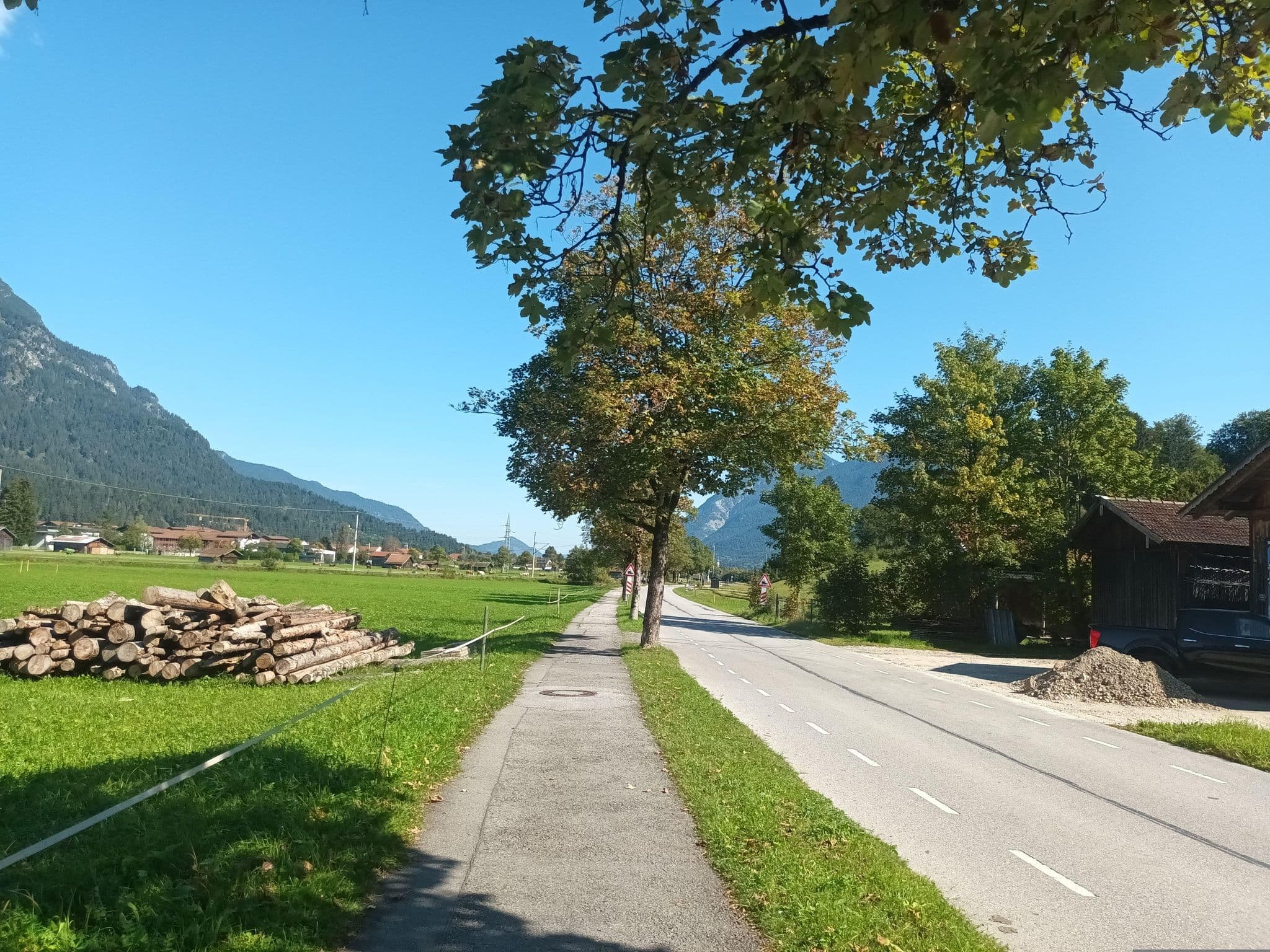 Street view near Seminarhaus Grainau, Grainau — © deleted_user (CC BY-SA · Mapillary)