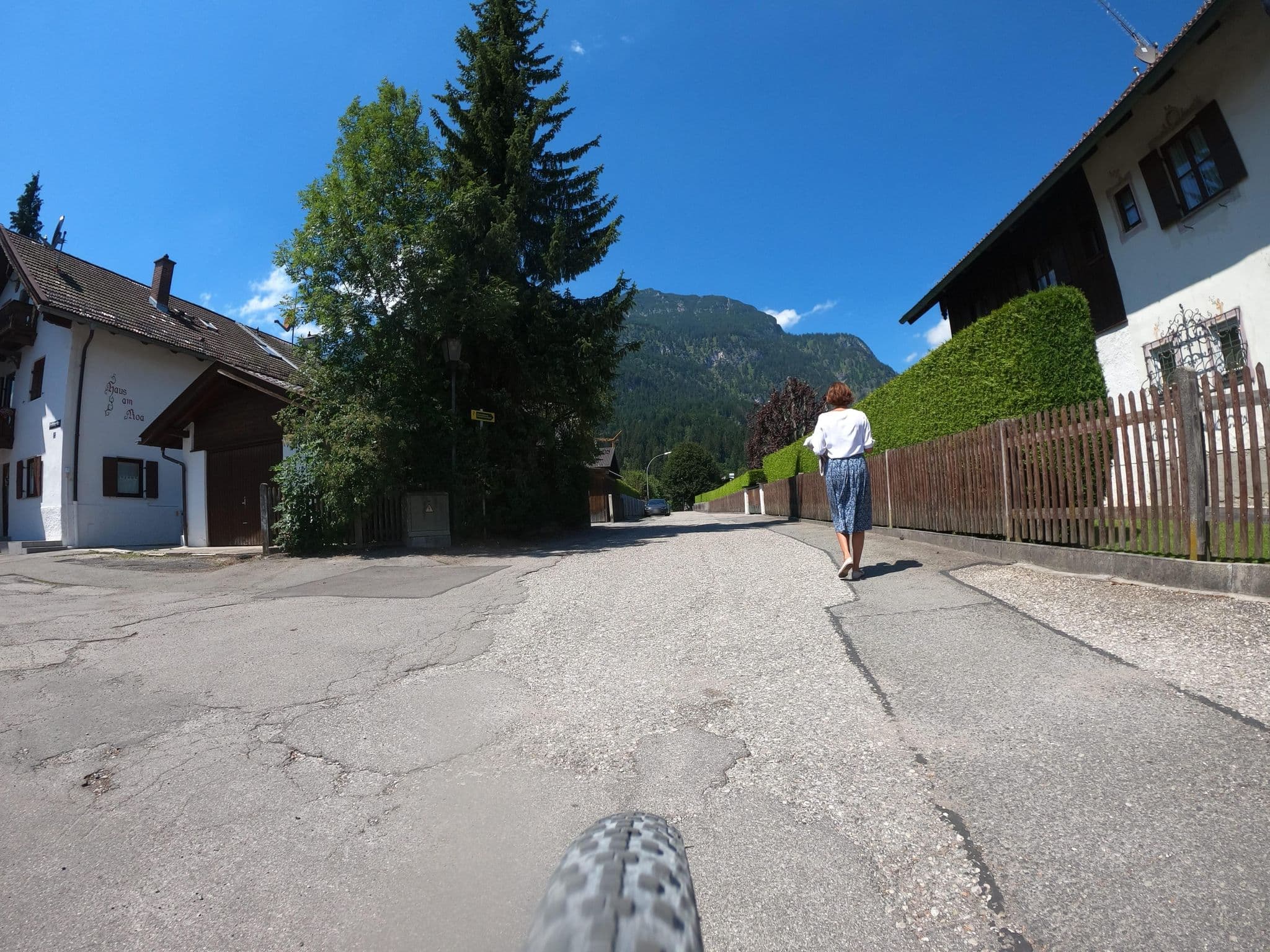Street view near Ferienappartment Haus am Roa Fam. L. Rainer, Garmisch-Partenkirchen — © plexi32 (CC BY-SA · Mapillary)