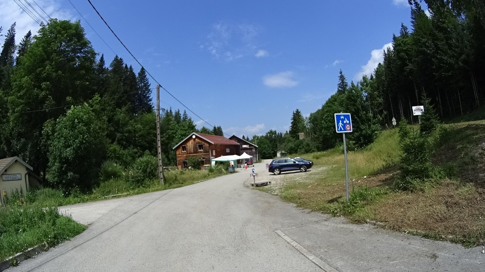 Street view near Centre de vacances, Les Fourgs — © tanonin (CC BY-SA · Mapillary)