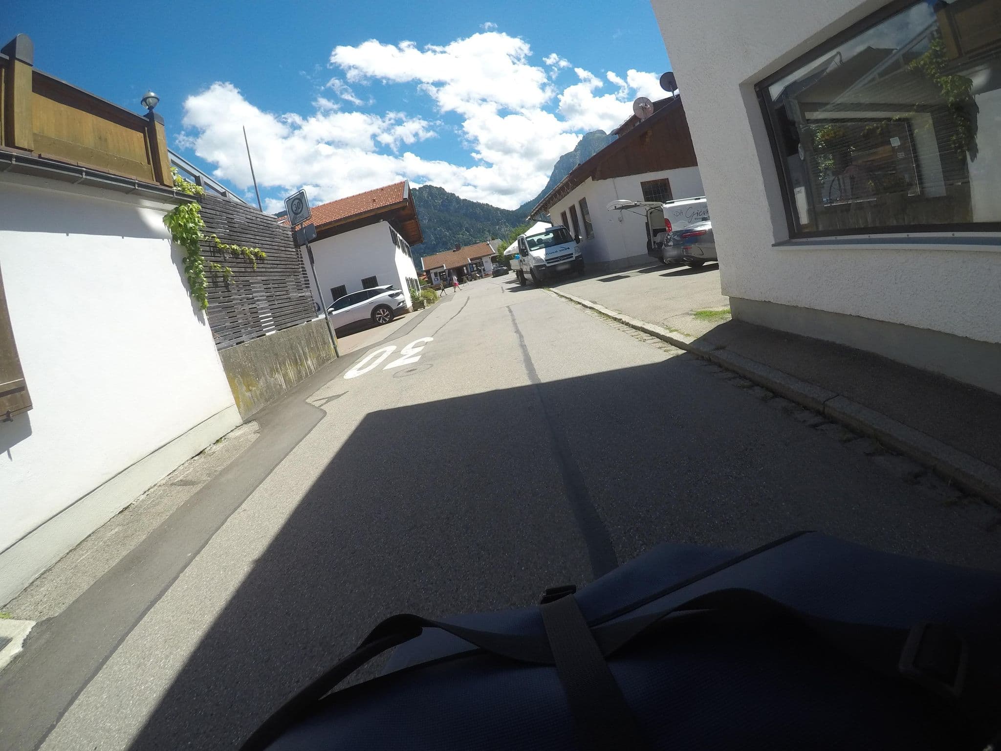 Street view near Hotel Hanselewirt Schwangau, Schwangau — © mfa (CC BY-SA · Mapillary)
