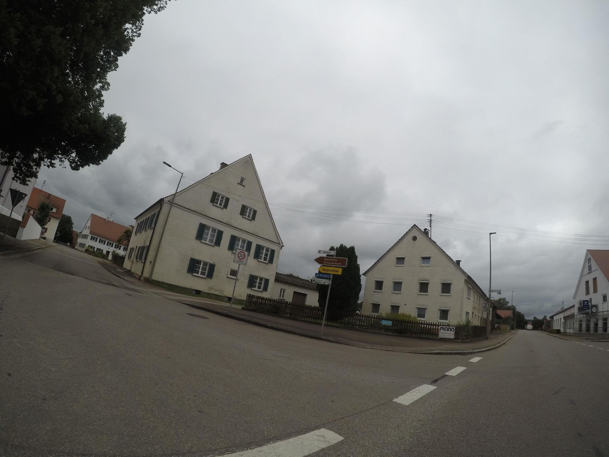 Street view near Hotel Blum, Illertissen — © ray66 (CC BY-SA · Mapillary)