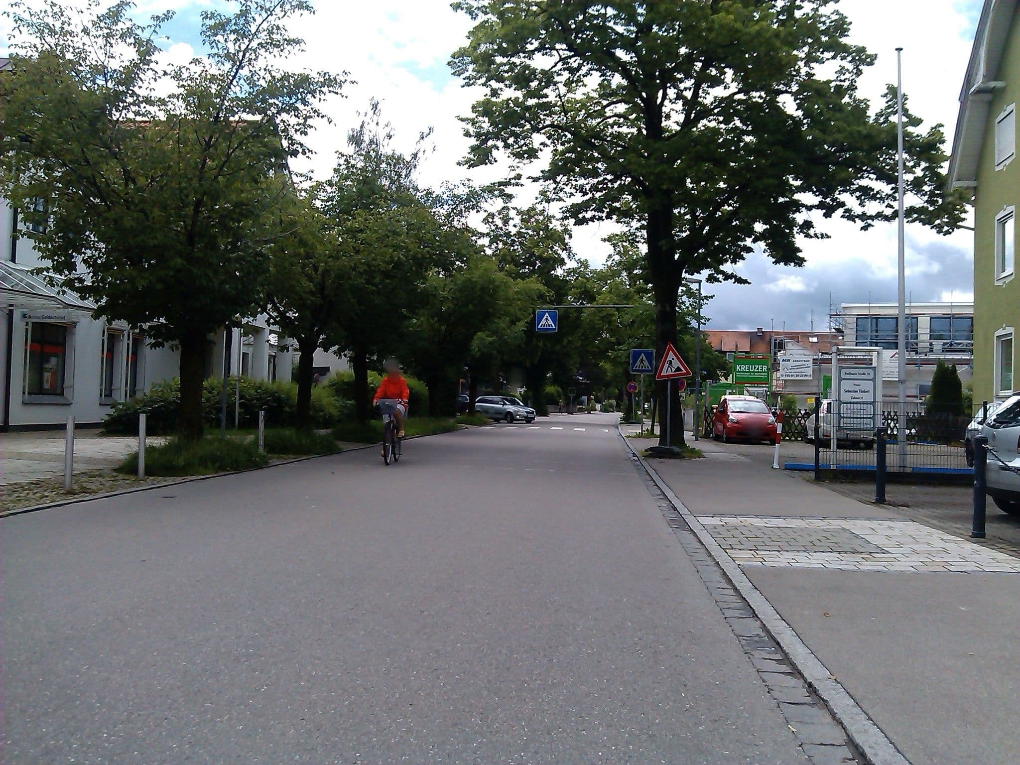 Street view near Hotel Adler Bad Wörishofen, Bad Wörishofen — © changchun1 (CC BY-SA · Mapillary)