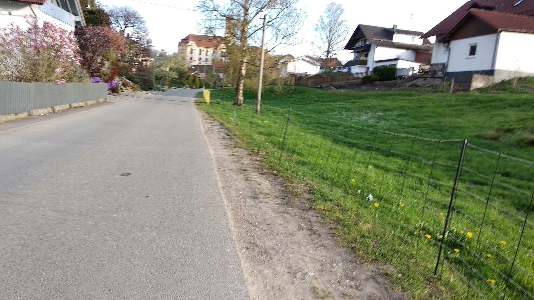 Street view near i24rooms - Gästezimmer, FeWo mit eigenem Garten, Lautrach — © umap (CC BY-SA · Mapillary)