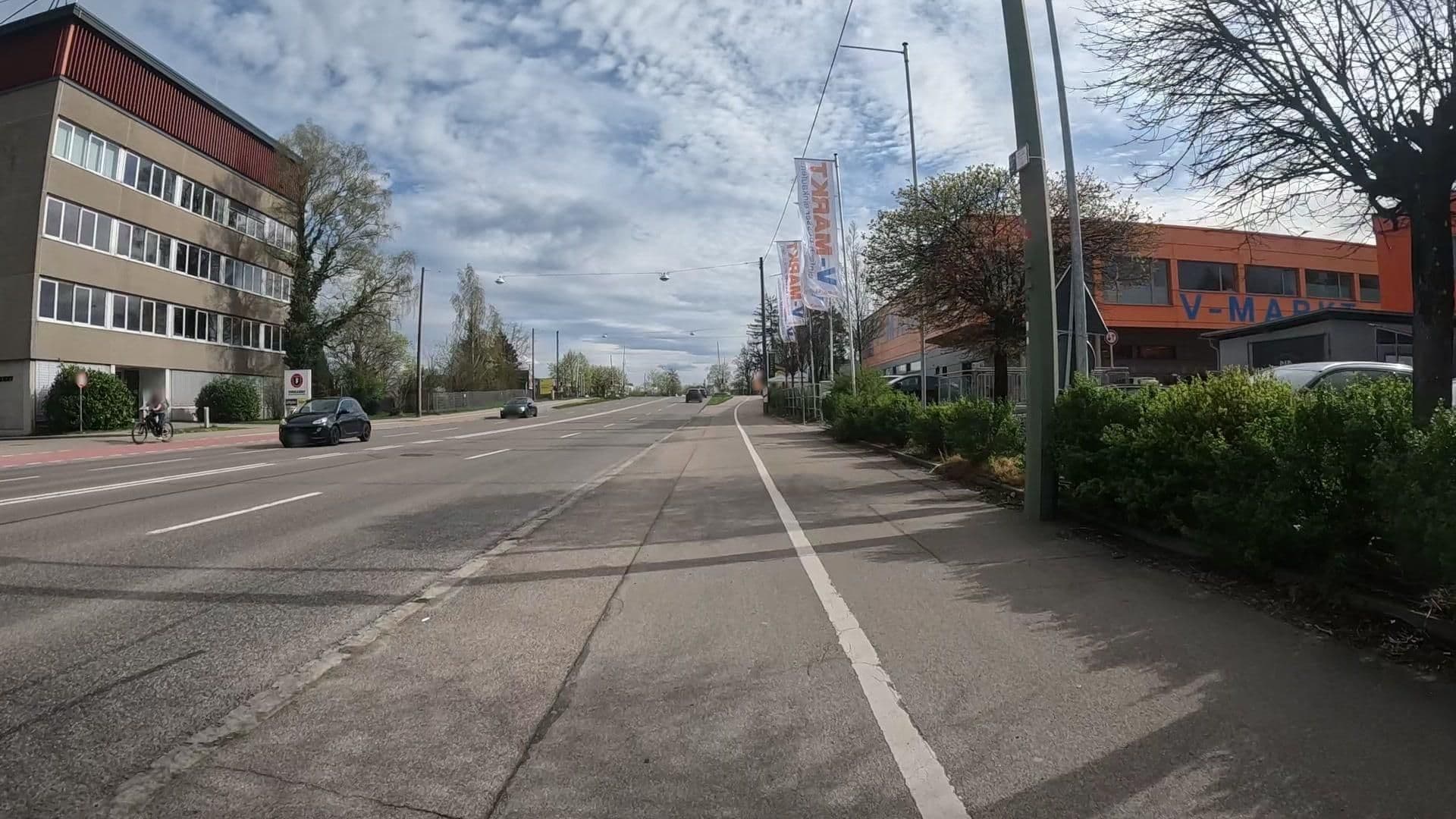 Street view near Eiskeller Memmingen, Memmingen — © grynaeno (CC BY-SA · Mapillary)