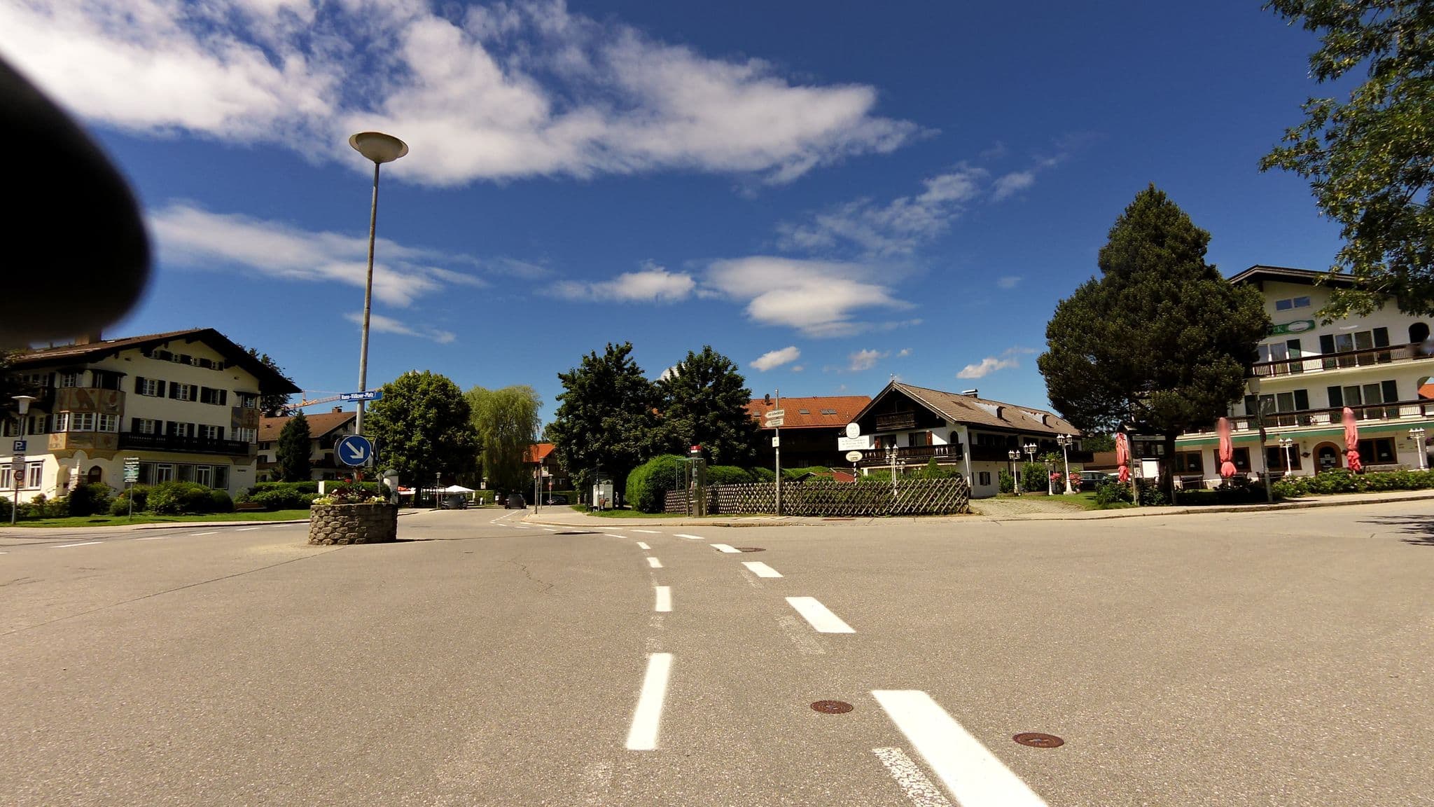 Street view near Hotel Wittelsbach am See, Bad Wiessee — © czmrtn (CC BY-SA · Mapillary)
