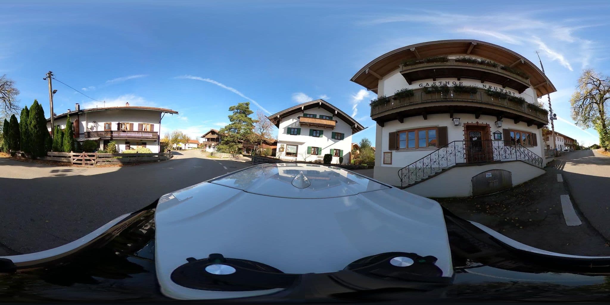 Street view near Pfatrisch Andreas, Sachsenkam — © geowatti (CC BY-SA · Mapillary)