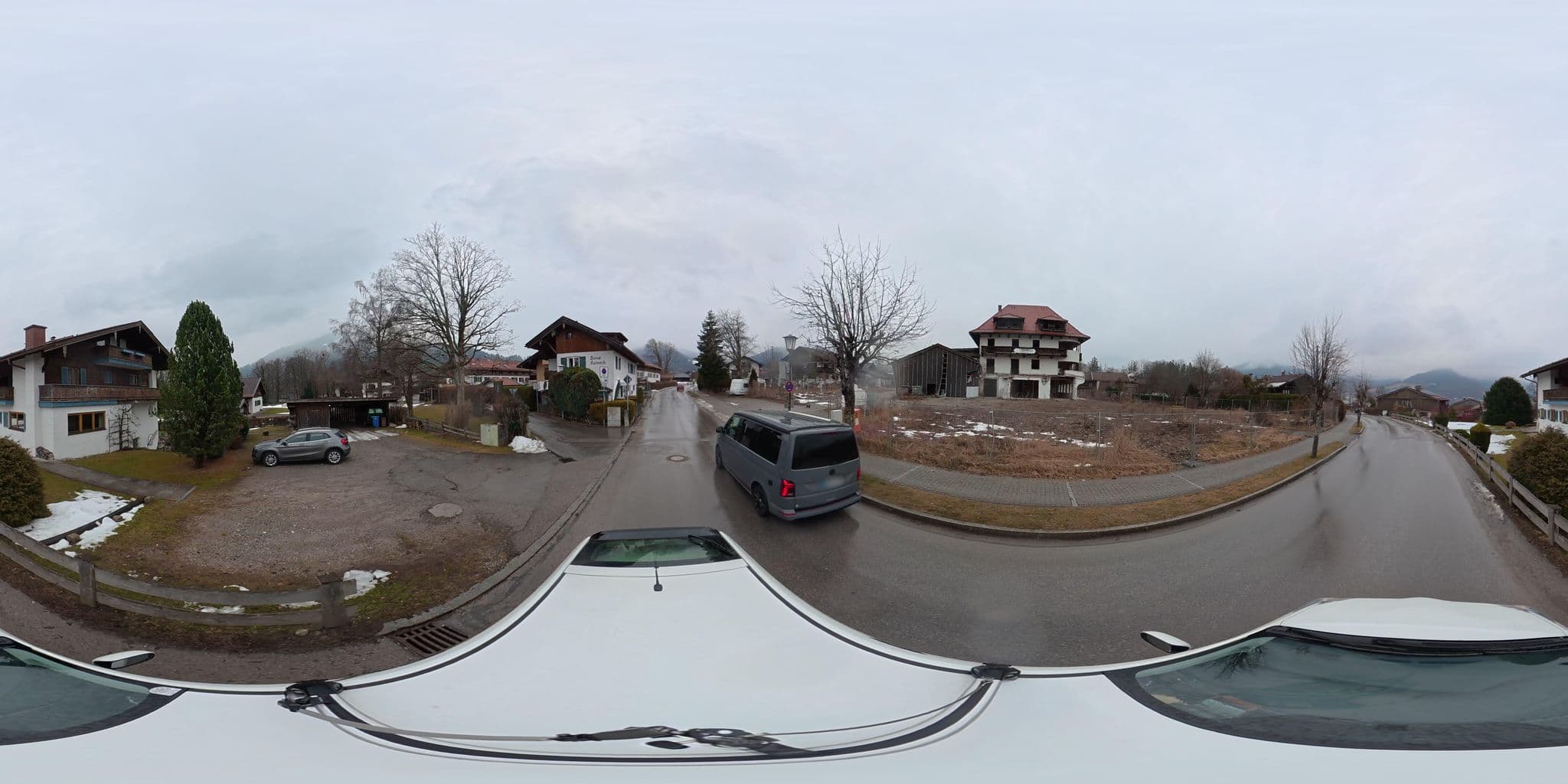 Street view near Landhaus Höß, Tegernsee — © osmplus_org (CC BY-SA · Mapillary)