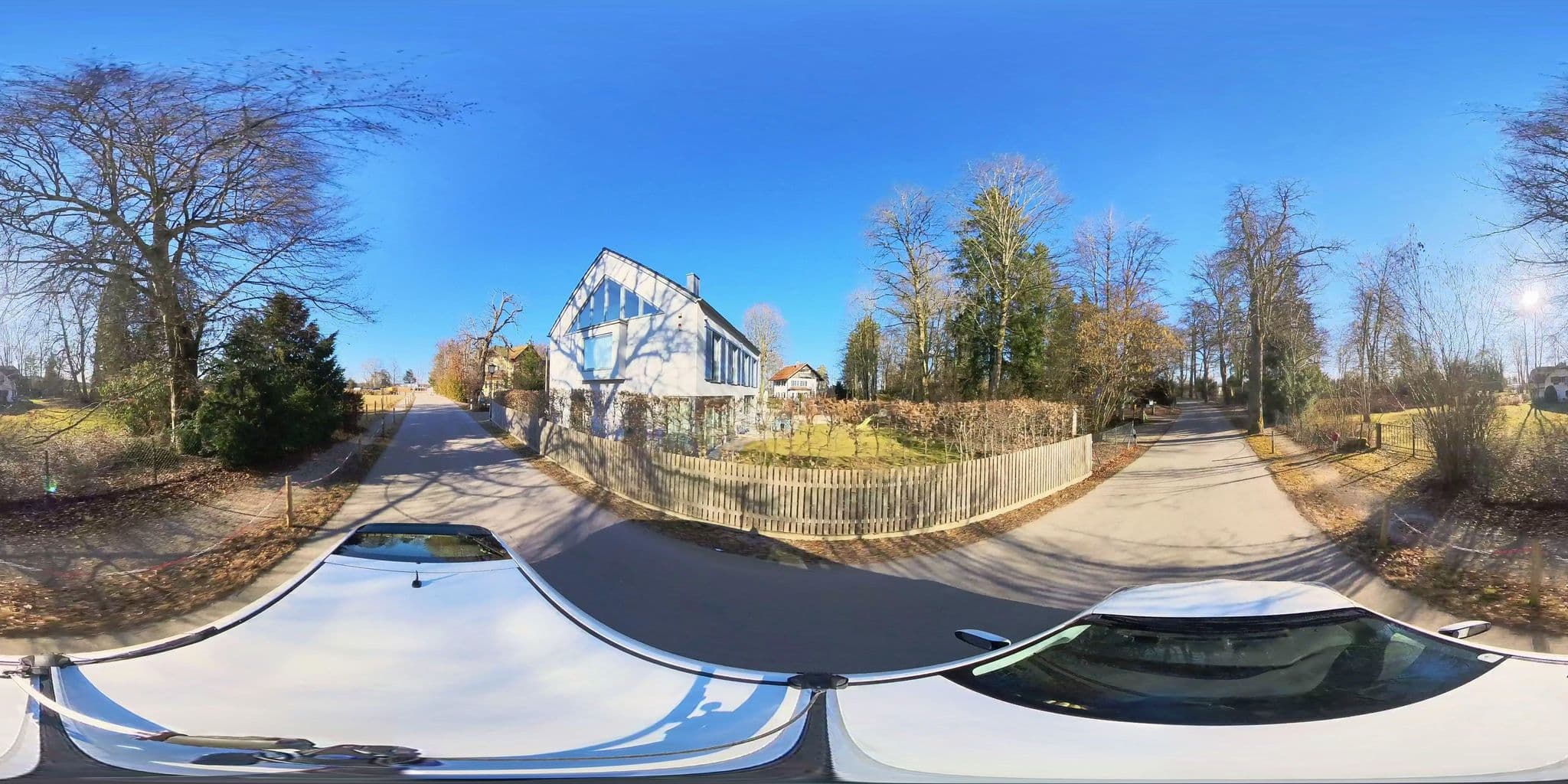 Street view near Villa Dorothea, Seeshaupt — © osmplus_org (CC BY-SA · Mapillary)