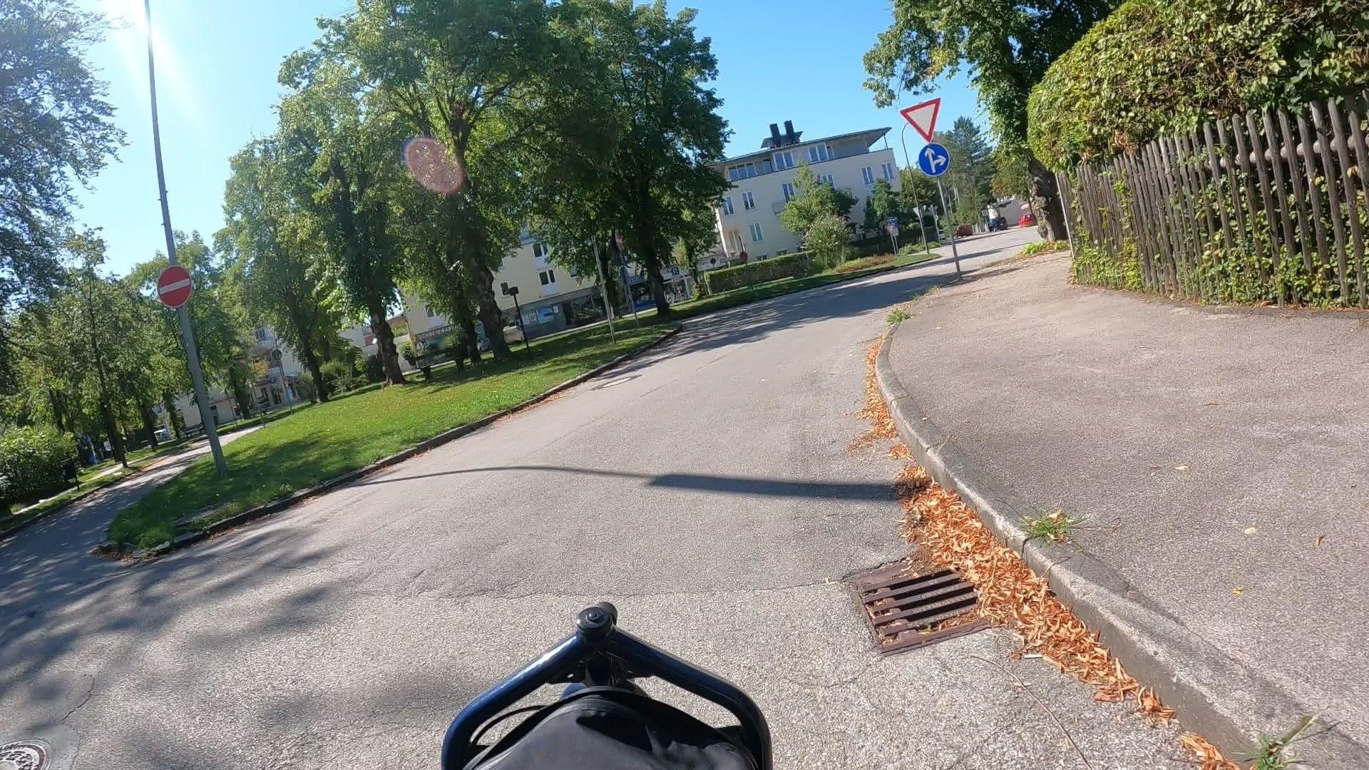 Street view near Hotel Bären, Gauting — © StefanMunichWays (CC BY-SA · Mapillary)