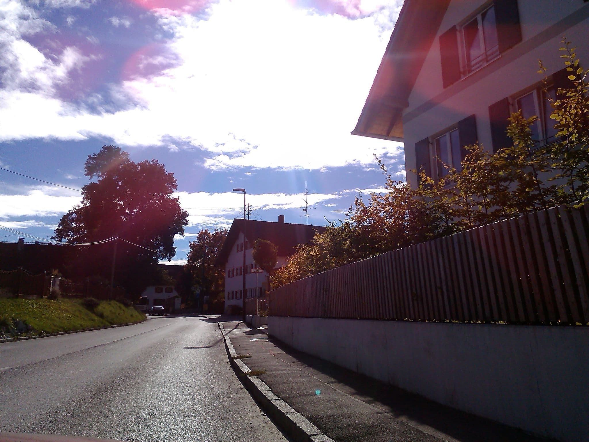 Street view near Wohnrevier - Ihr Zuhause auf Zeit, Gauting — © maturion (CC BY-SA · Mapillary)