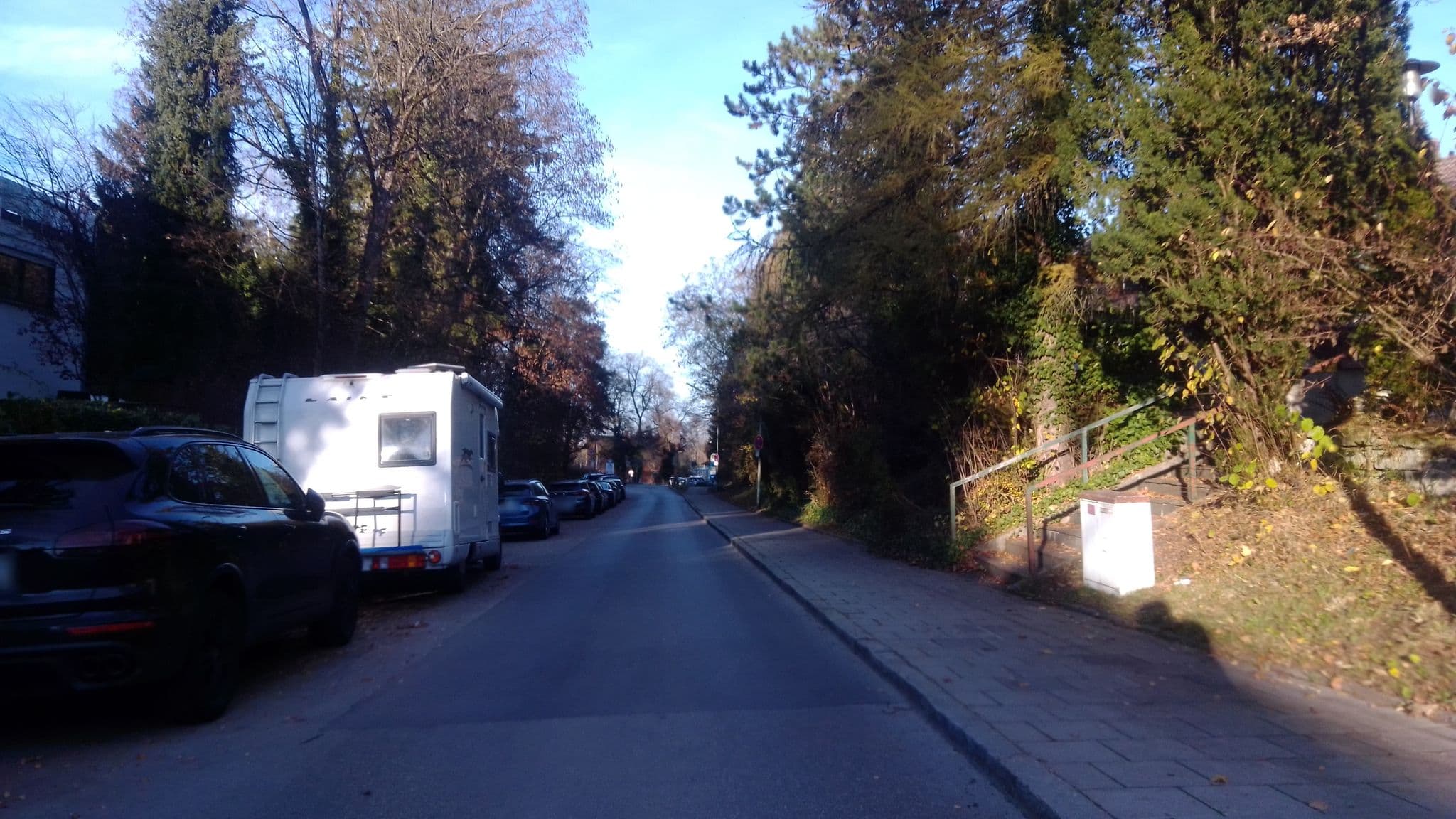 Street view near Bittmann, Pullach im Isartal — © alexanderpichle (CC BY-SA · Mapillary)