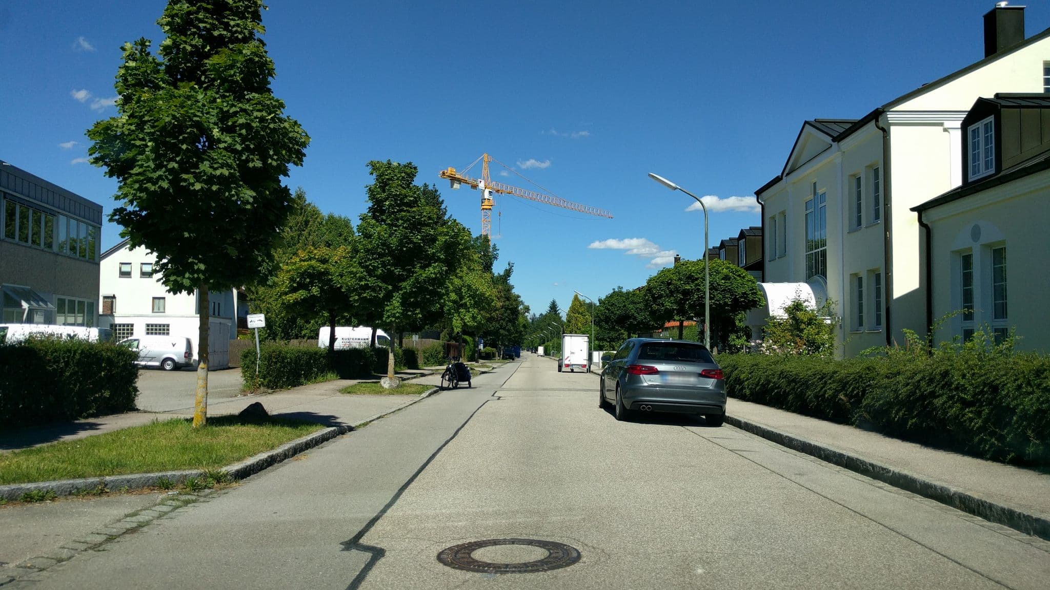 Street view near StyleVision Hotel Supplies GmbH, Grünwald — © utack (CC BY-SA · Mapillary)