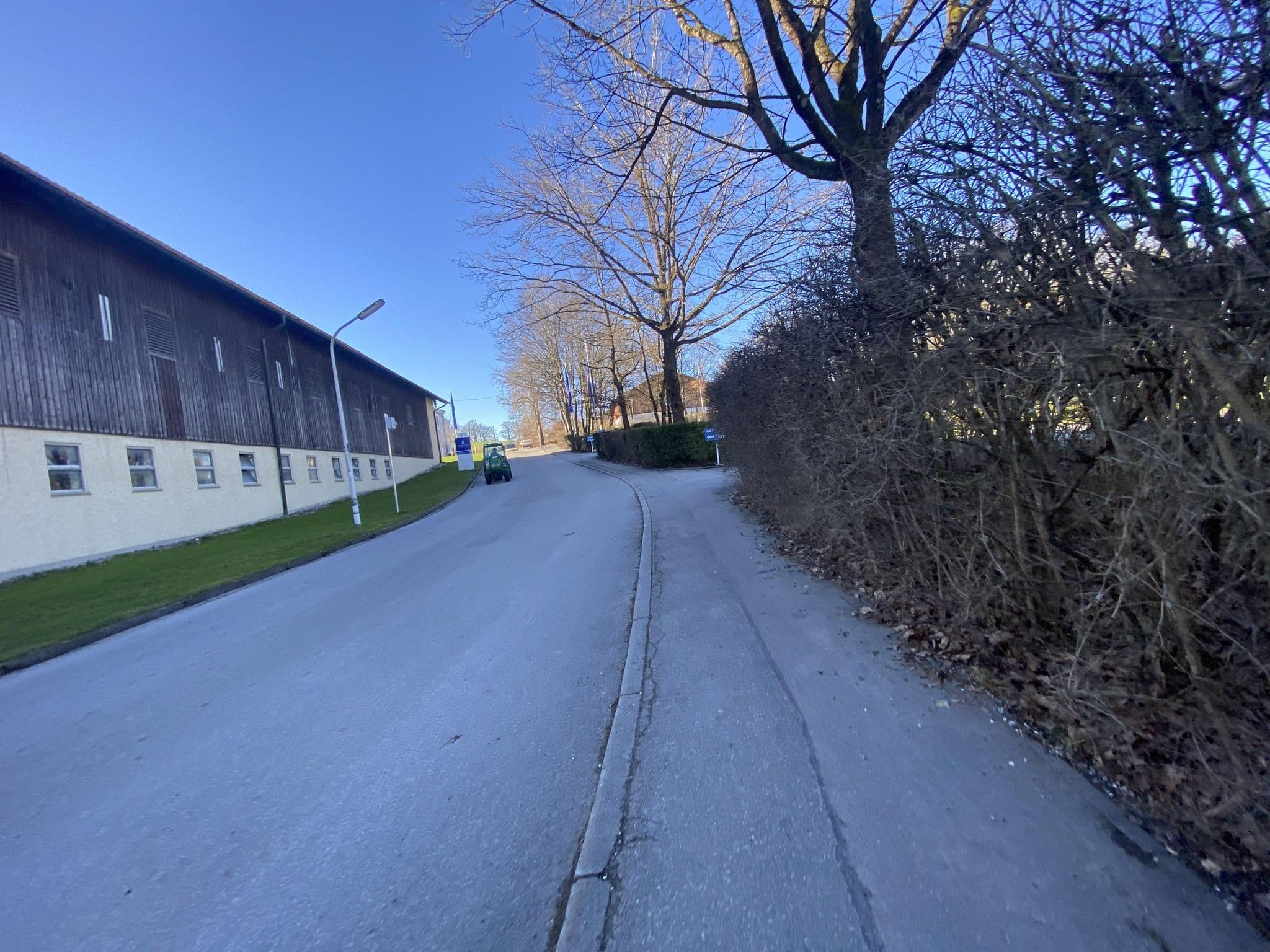 Street view near Hotel Marina Bernried, Tutzing — © vadi (CC BY-SA · Mapillary)