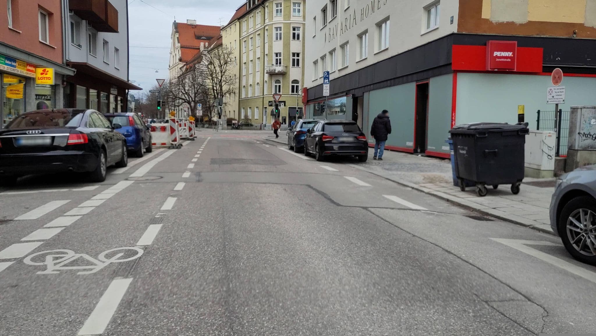 Street view near Onebavariahomes, Munich — © thmunichways (CC BY-SA · Mapillary)