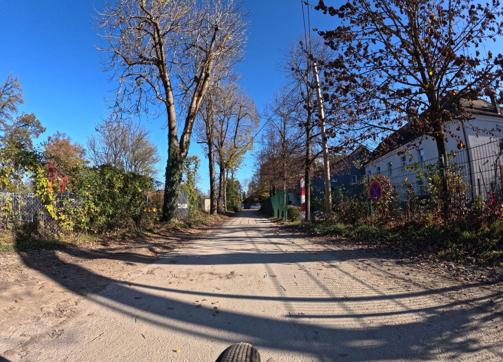Street view near Hotels Das Hotel Schreder München, Karlsfeld — © utack (CC BY-SA · Mapillary)
