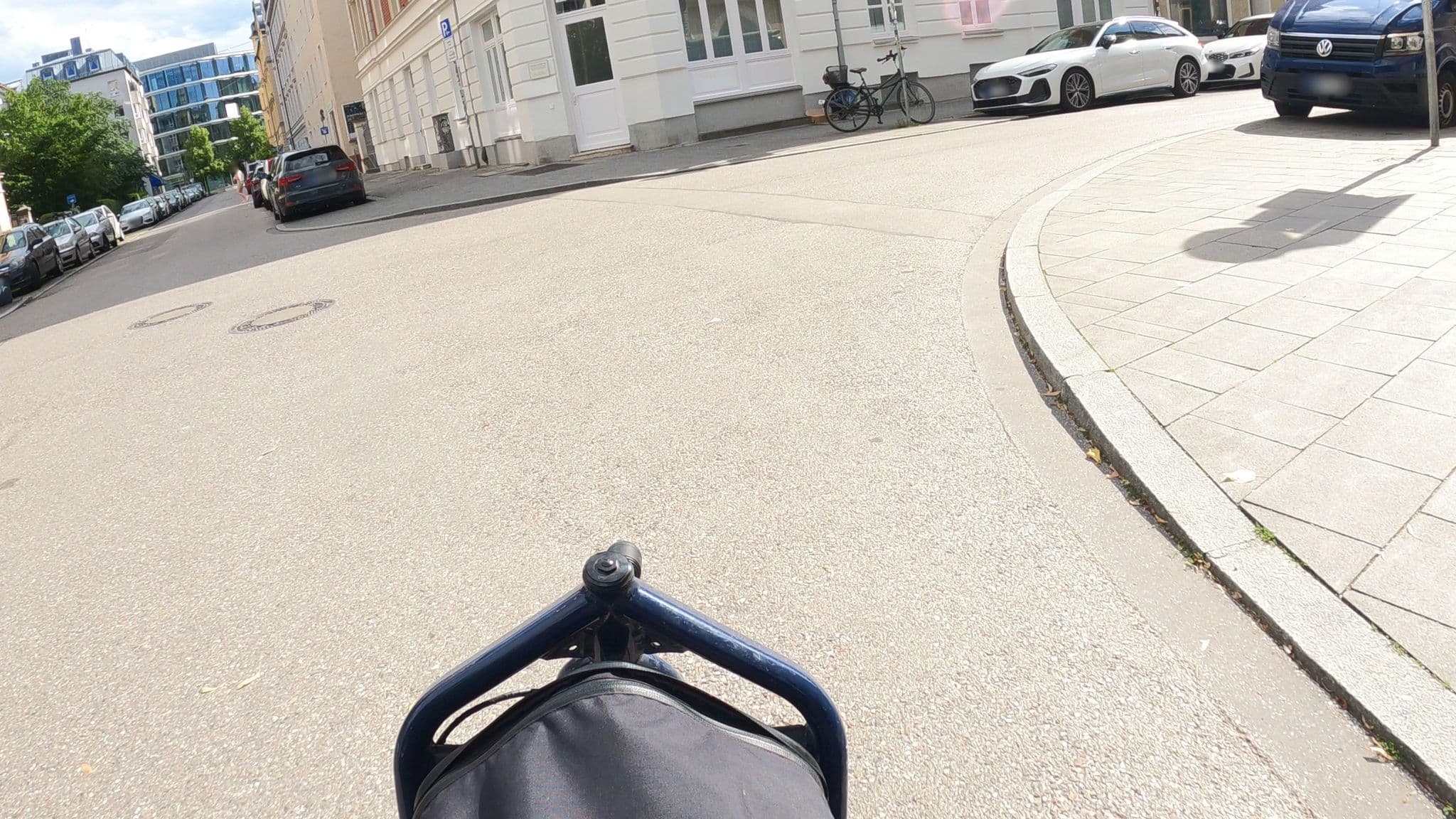 Street view near Hotel Haus Bavaria GmbH, Munich — © StefanMunichWays (CC BY-SA · Mapillary)