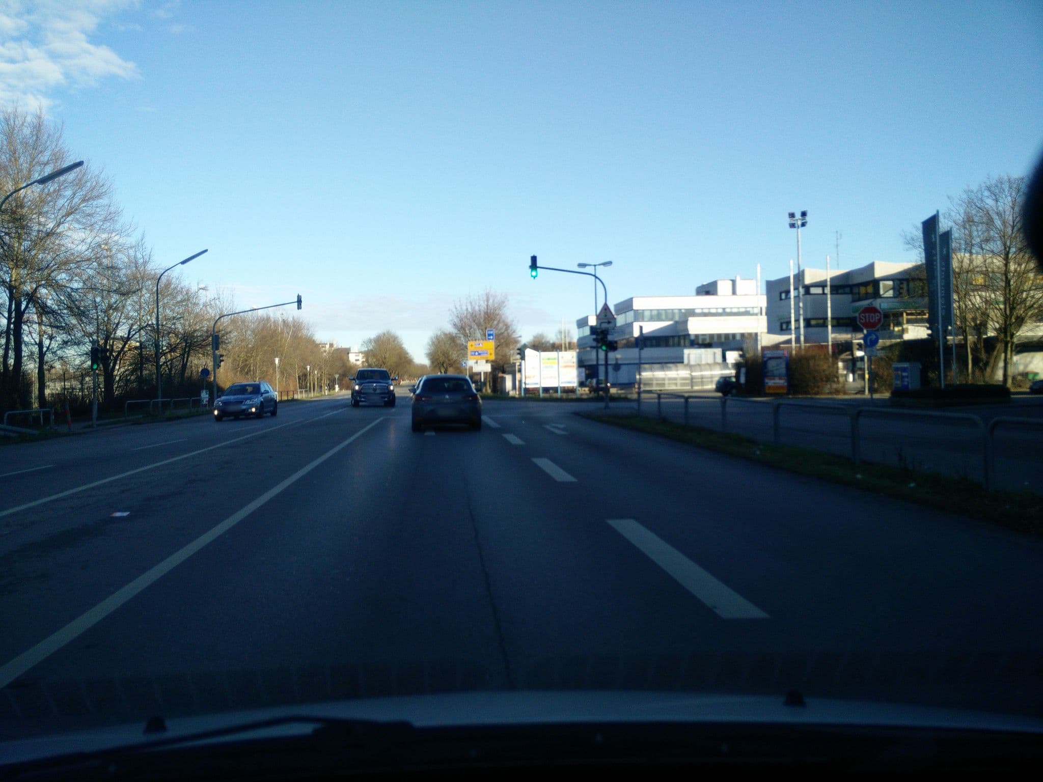 Street view near Dipl.-Math. Torsten Hoffmann Aktuar, Germering — © waldbaer99 (CC BY-SA · Mapillary)