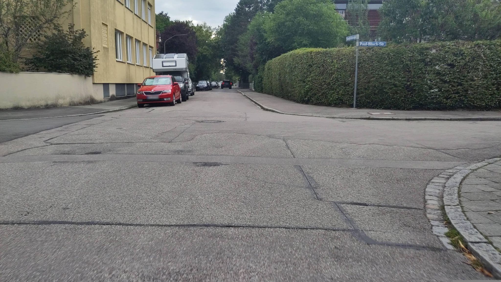 Street view near Hotel Peter, Pasing — © thmunichways (CC BY-SA · Mapillary)