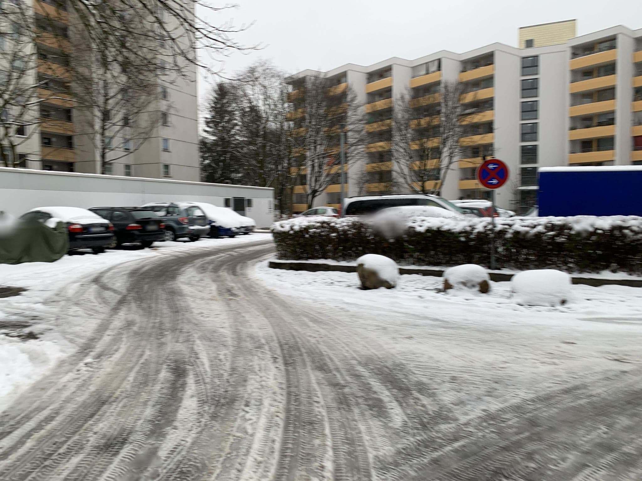 Street view near GHotel Hotel & Living, Neubiberg — © robot8a (CC BY-SA · Mapillary)