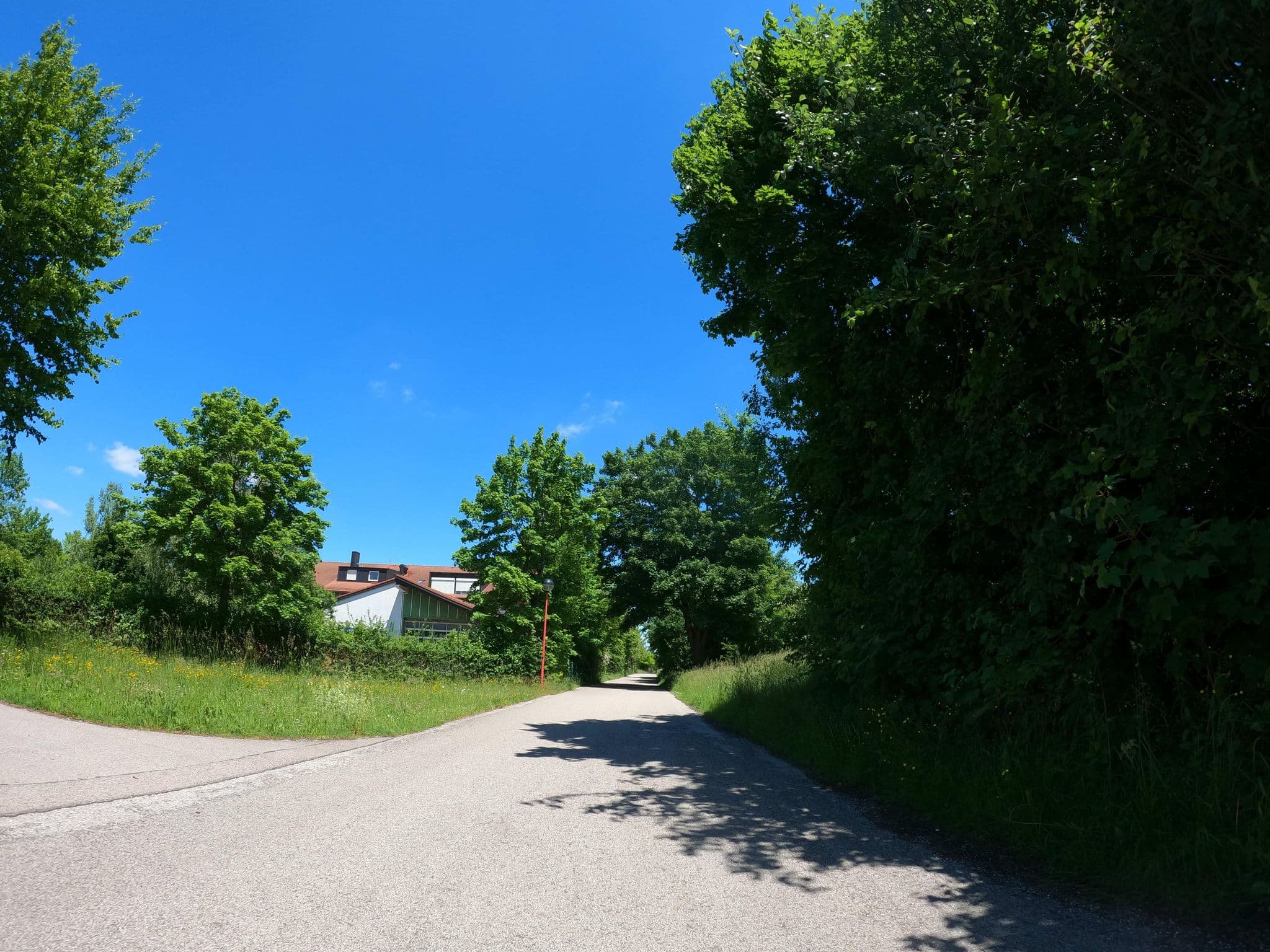 Street view near hotelforum management GmbH, Oberhaching — © strubbl (CC BY-SA · Mapillary)