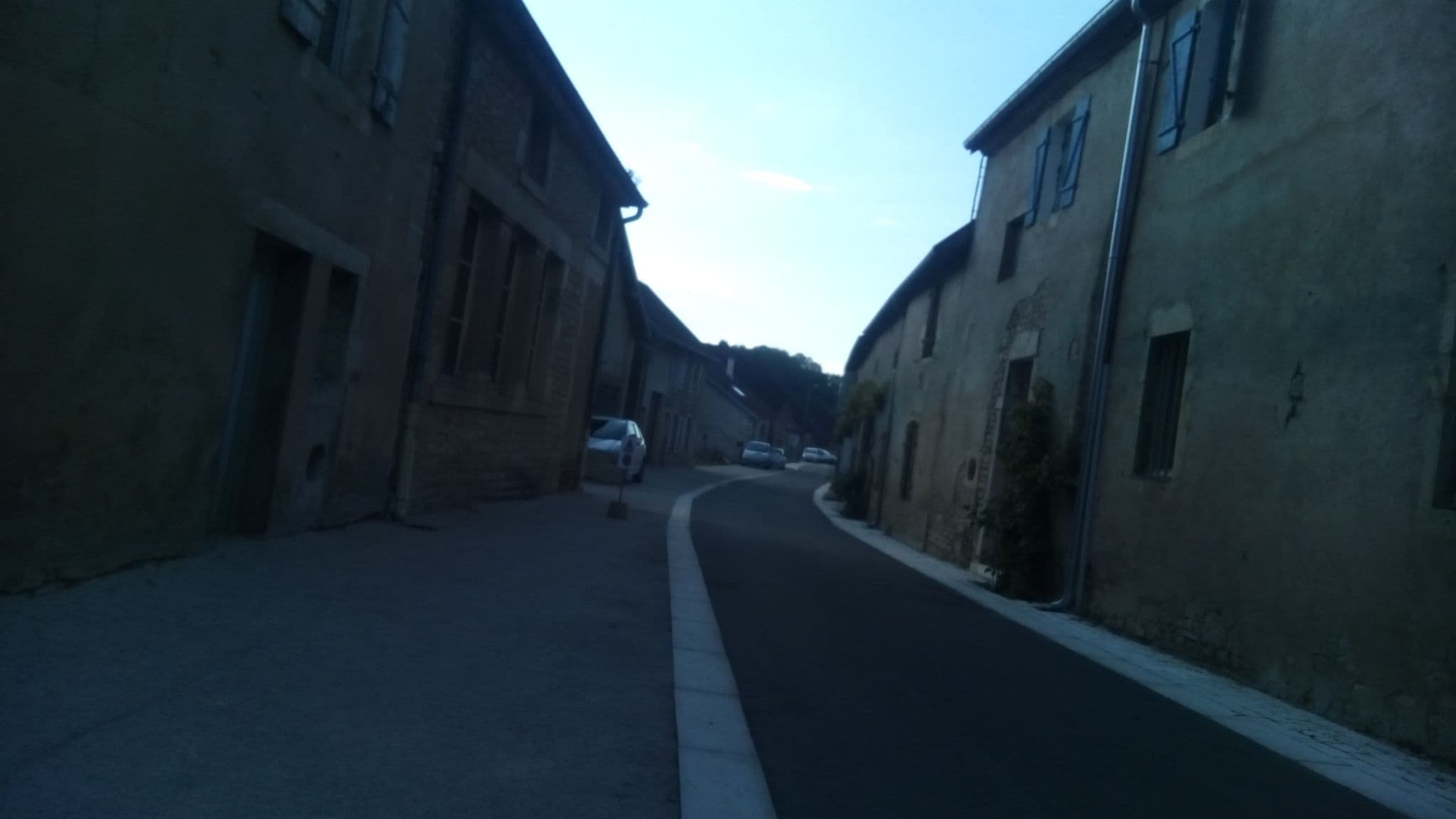 Street view near Gîte des Monts de Gy, Gy — © malenki (CC BY-SA · Mapillary)