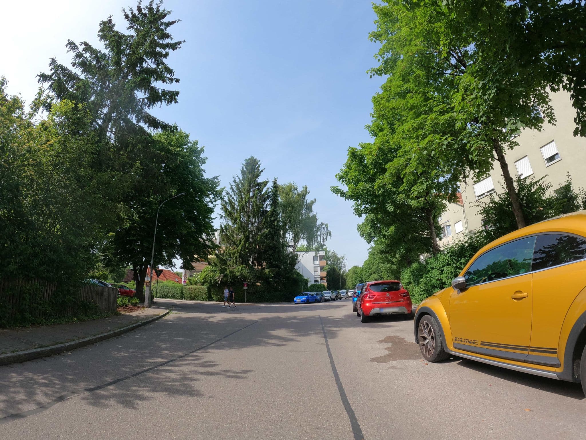 Street view near Hotel Residenz Beckenlehner, Unterhaching — © strubbl (CC BY-SA · Mapillary)