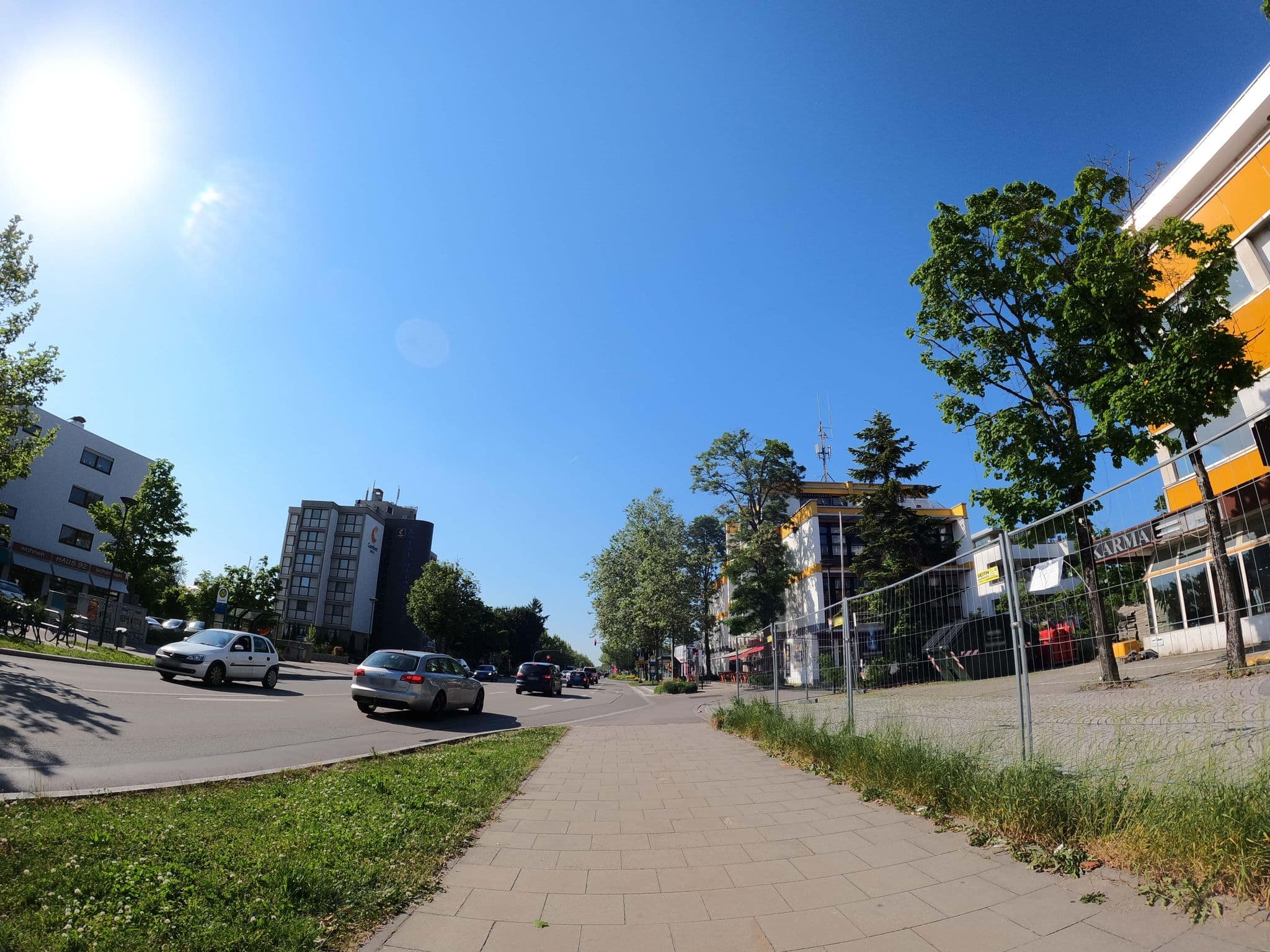 Street view near Hotel Pazific, Ottobrunn bei München — © strubbl (CC BY-SA · Mapillary)