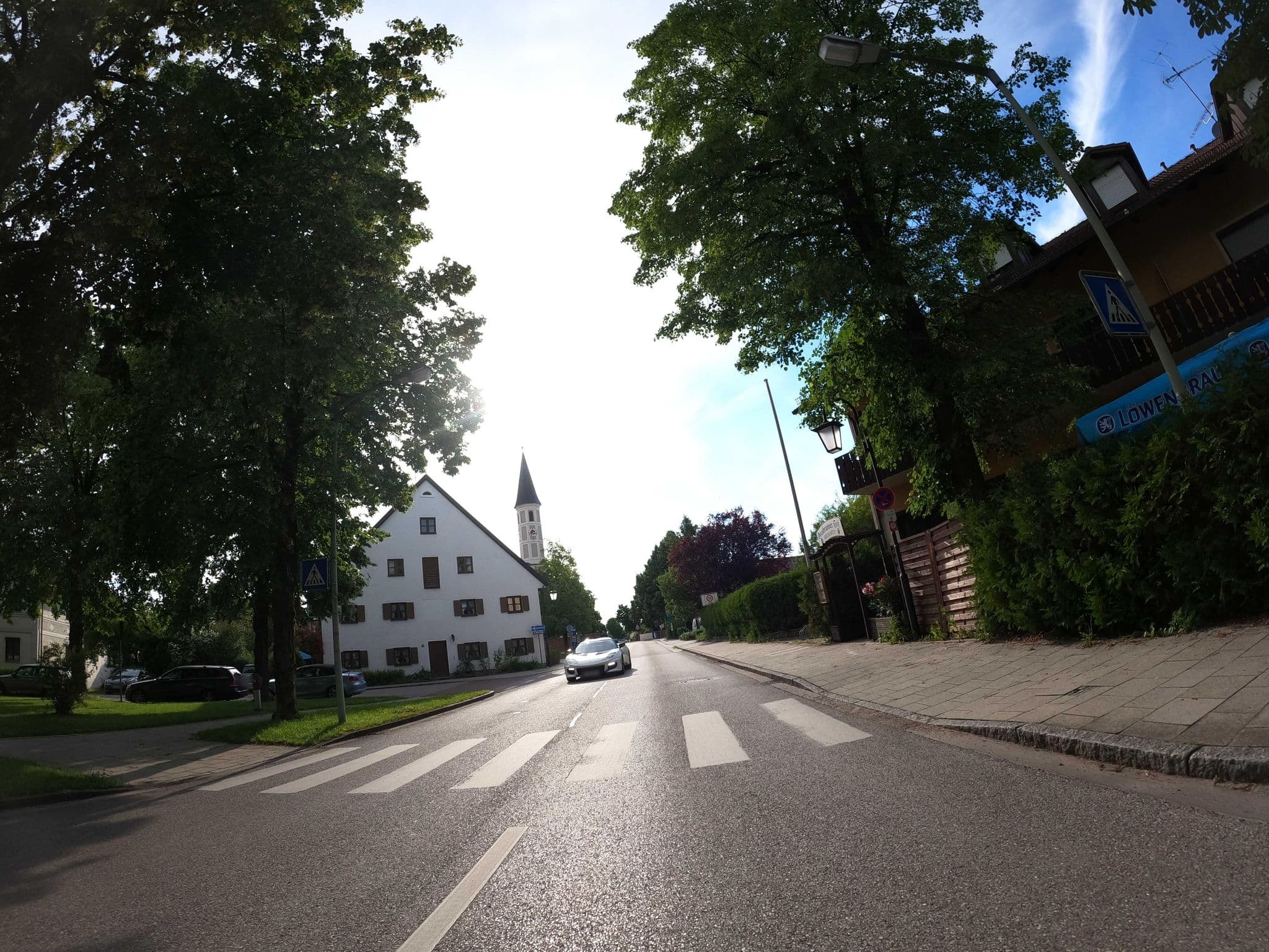 Street view near Grasbrunner Hof, Grasbrunn — © strubbl (CC BY-SA · Mapillary)