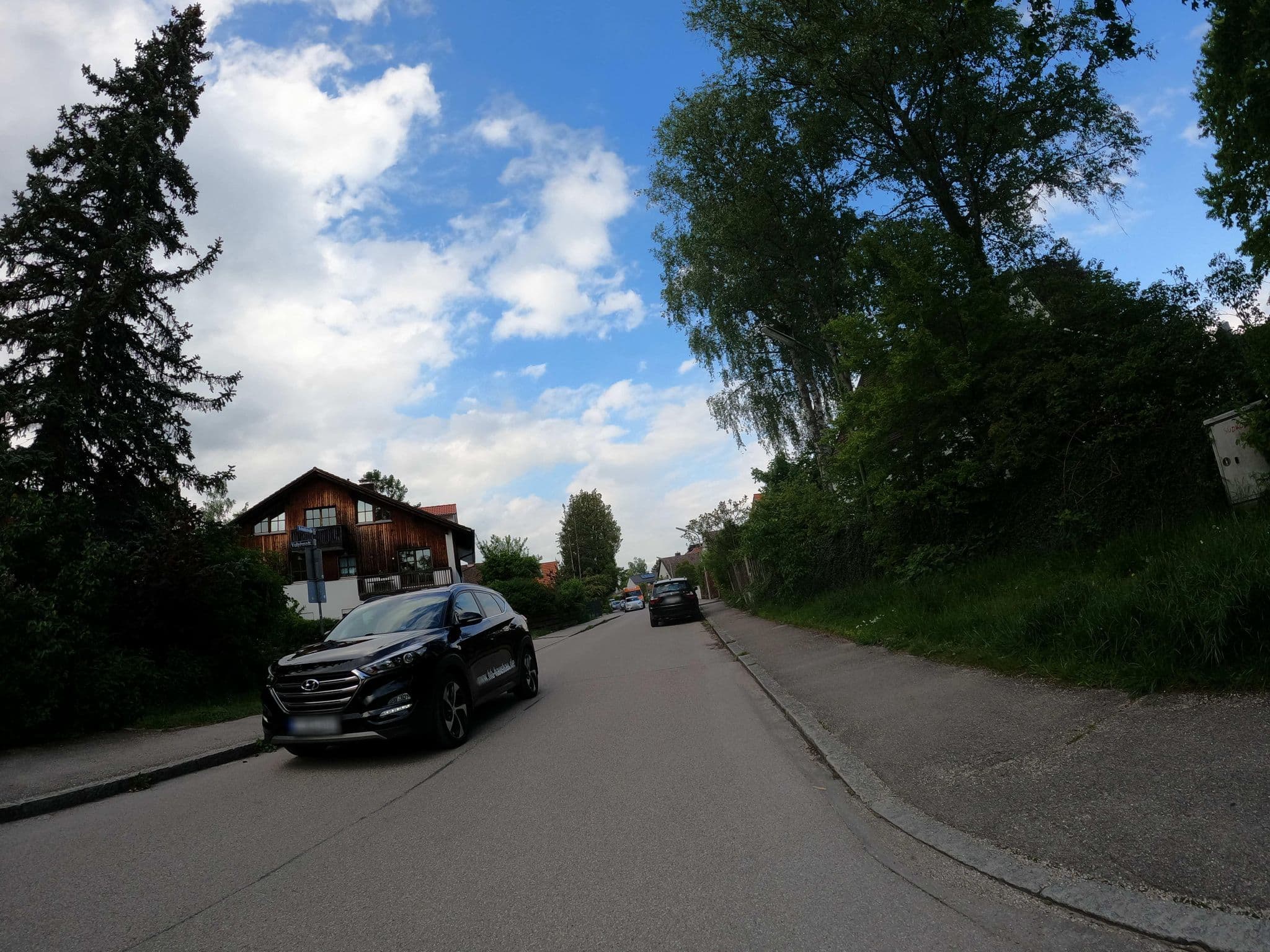 Street view near Pension Seidel, Neubiberg — © strubbl (CC BY-SA · Mapillary)