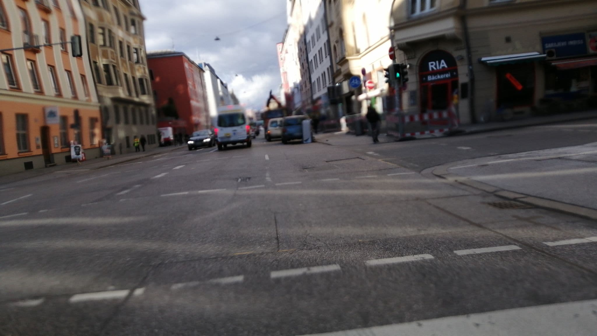 Street view near Sol Meliá Deutschland GmbH, Munich — © jpmw (CC BY-SA · Mapillary)