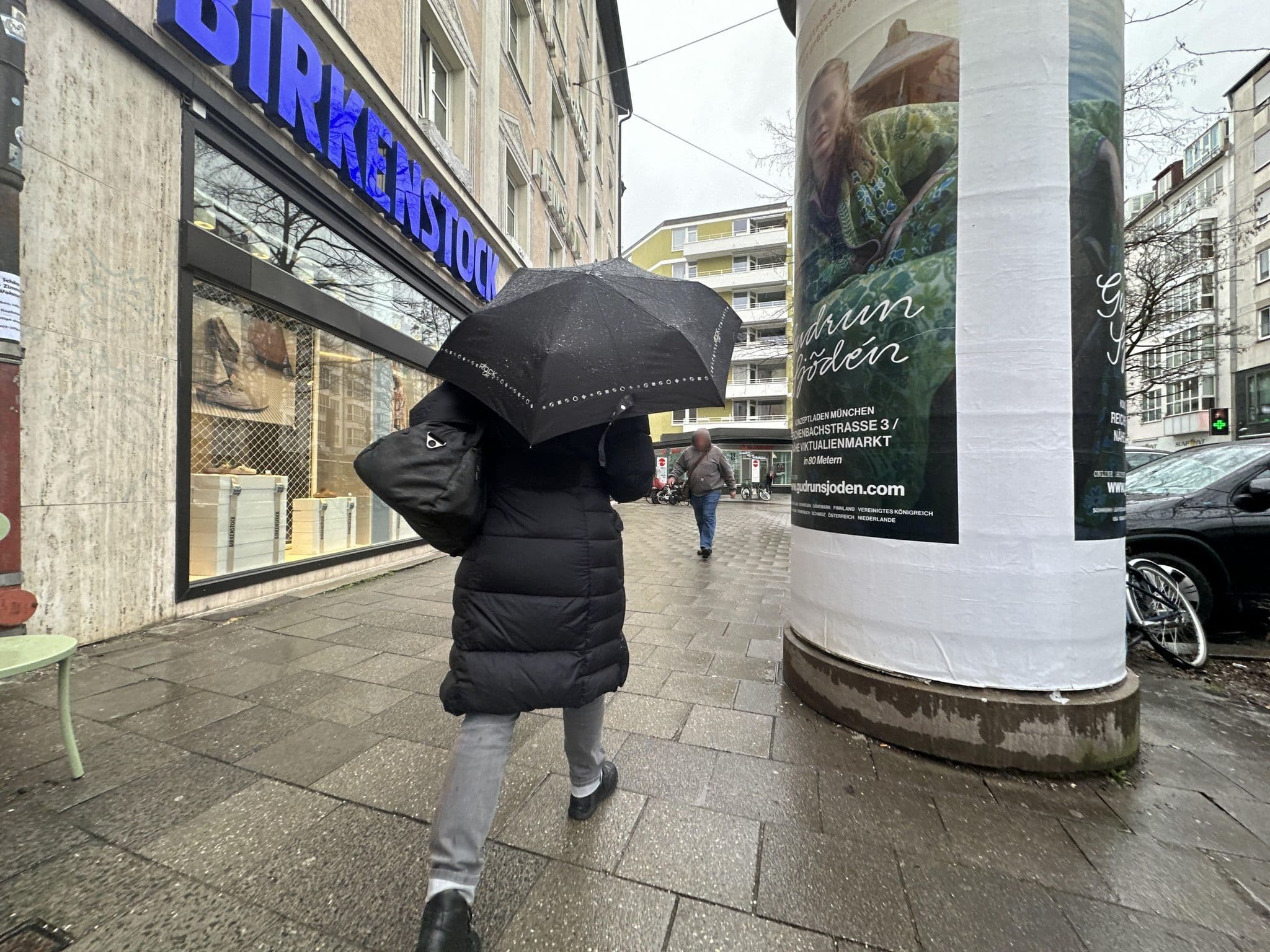 Street view near Pension Seibel, Munich — © quickness805 (CC BY-SA · Mapillary)