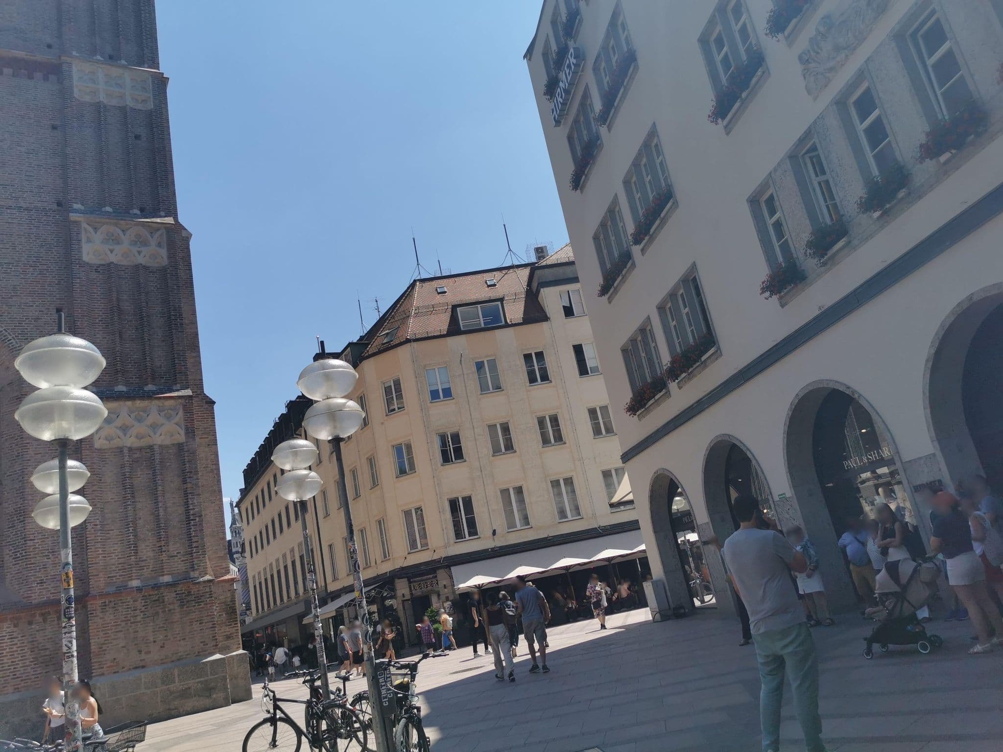 Street view near Munich, Munich — © soulcover (CC BY-SA · Mapillary)