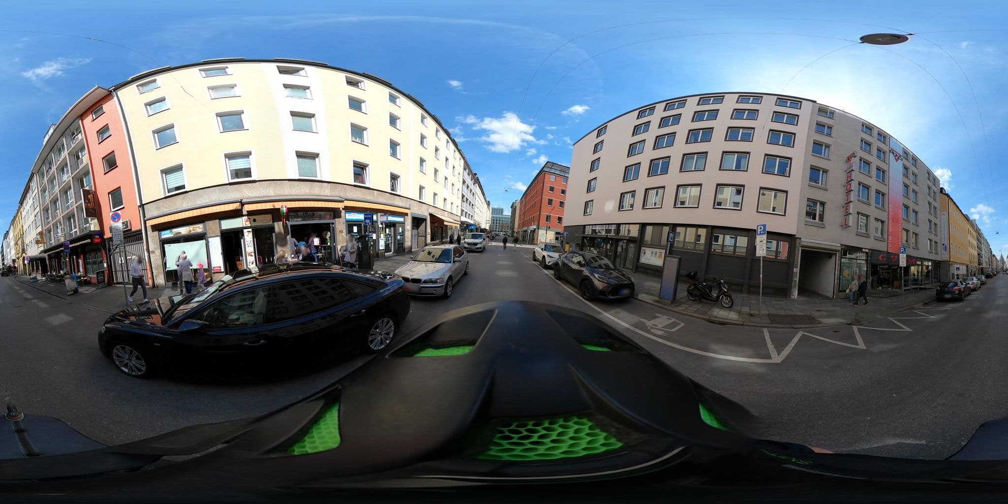 Street view near CVJM-Jugendgästehaus, Munich — © stephanesser (CC BY-SA · Mapillary)