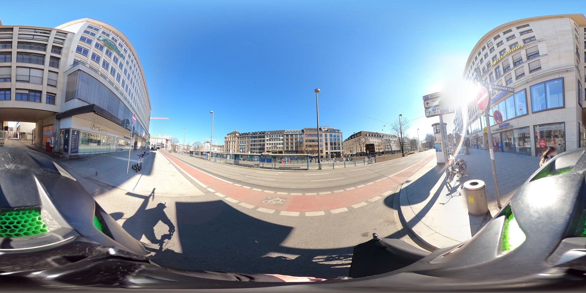 Street view near Hotel Erbprinz, Munich — © stephanesser (CC BY-SA · Mapillary)