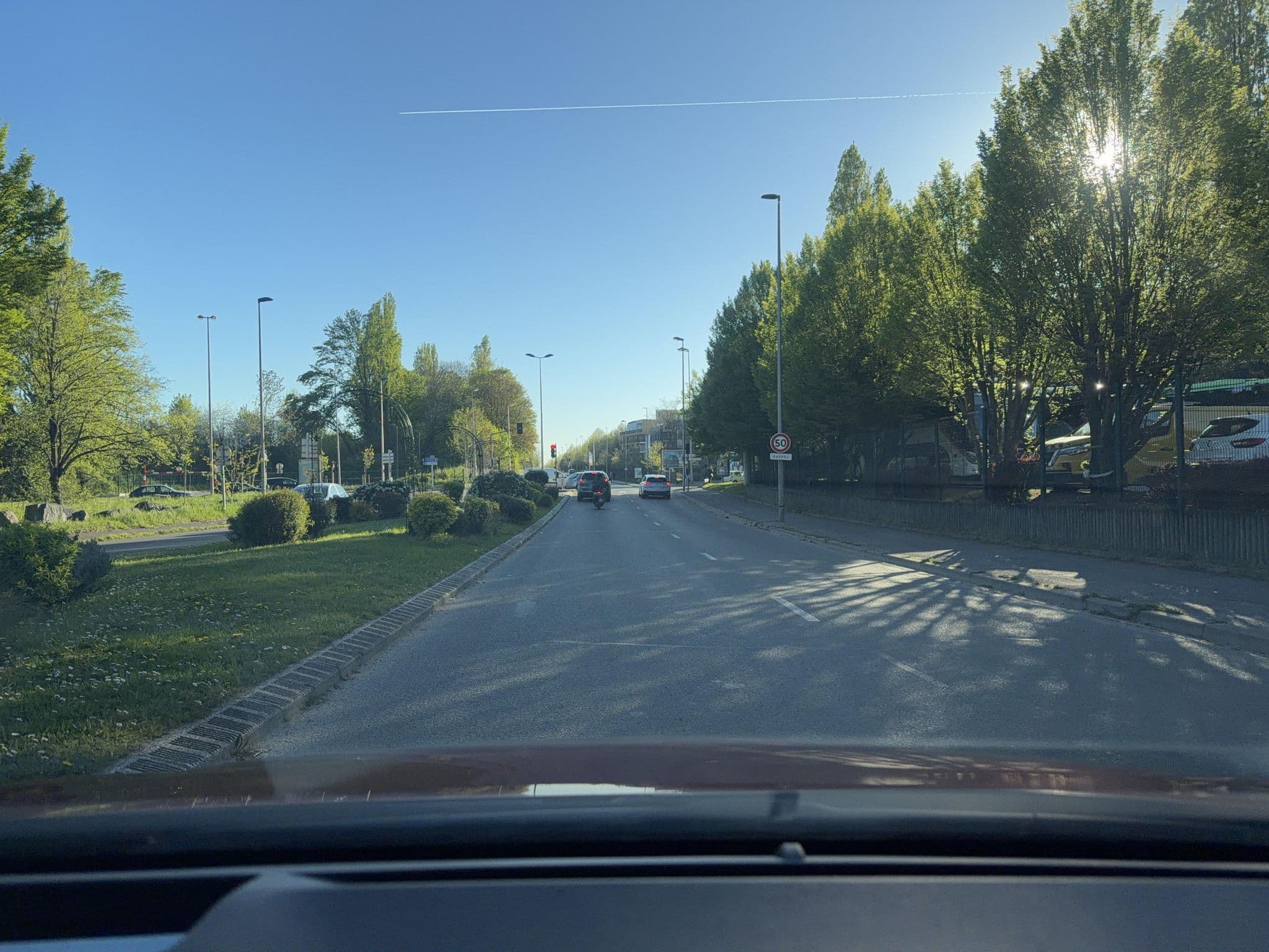 Street view near Ibis Budget, Bry-sur-Marne — © cricri93160 (CC BY-SA · Mapillary)