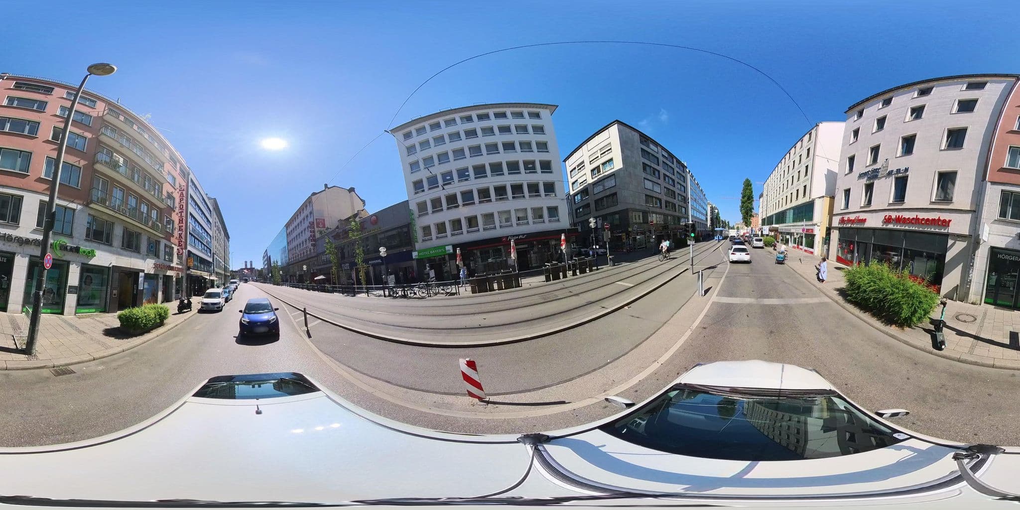 Street view near EASY PALACE Station Hotel, Munich — © osmplus_org (CC BY-SA · Mapillary)