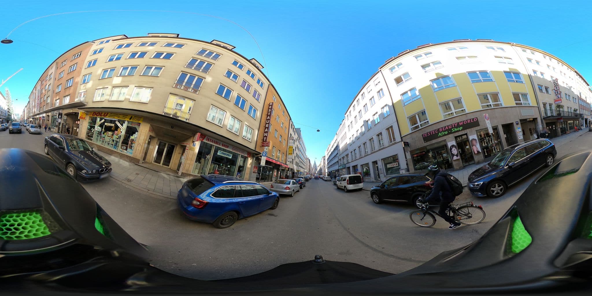 Street view near ATRIUM Hotelgesellschaft, Munich — © stephanesser (CC BY-SA · Mapillary)