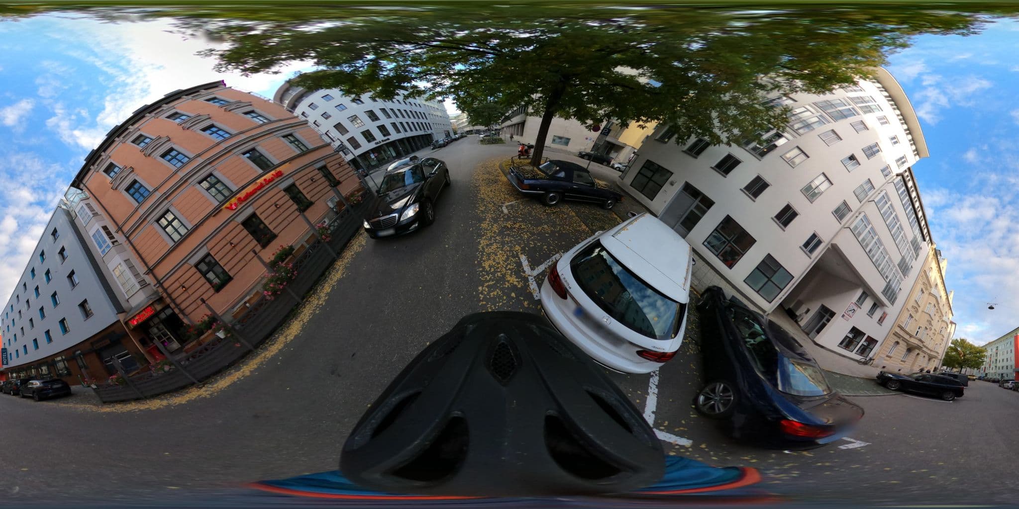 Street view near Altmünchen Hotelbetriebe GmbH, Munich — © q5gads4 (CC BY-SA · Mapillary)