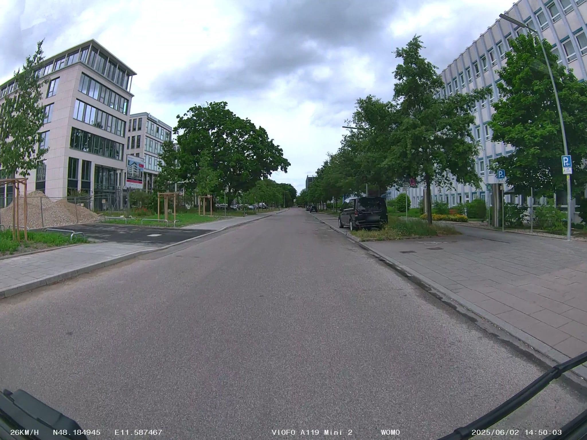 Street view near Star G Hotel München Schwabing, Unterföhring — © soulcover (CC BY-SA · Mapillary)