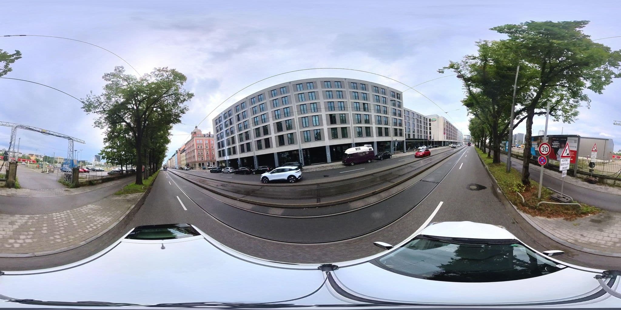 Street view near Courtyard by Marriott München City Ost, Bogenhausen — © osmplus_org (CC BY-SA · Mapillary)
