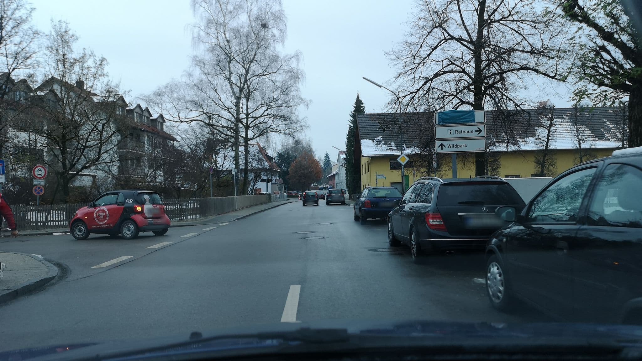 Street view near Hotel Strasser, Poing — © skiloo (CC BY-SA · Mapillary)