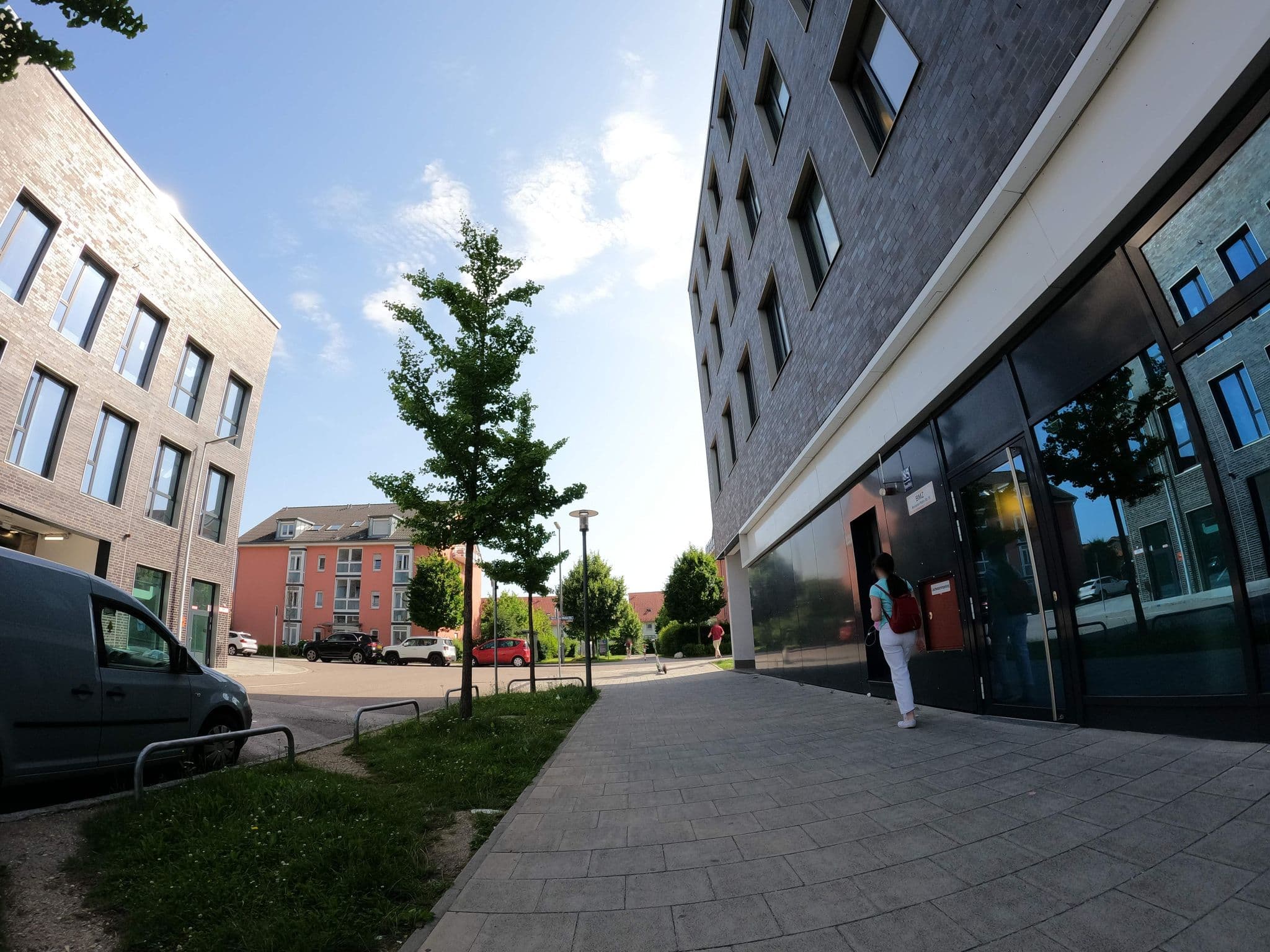 Street view near B&B Hotel München-Trudering, Bogenhausen — © strubbl (CC BY-SA · Mapillary)