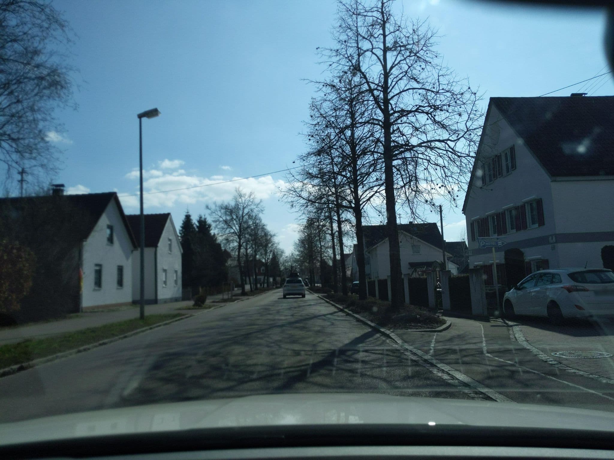 Street view near Zimmer 16, Weißenhorn — © littlefool (CC BY-SA · Mapillary)