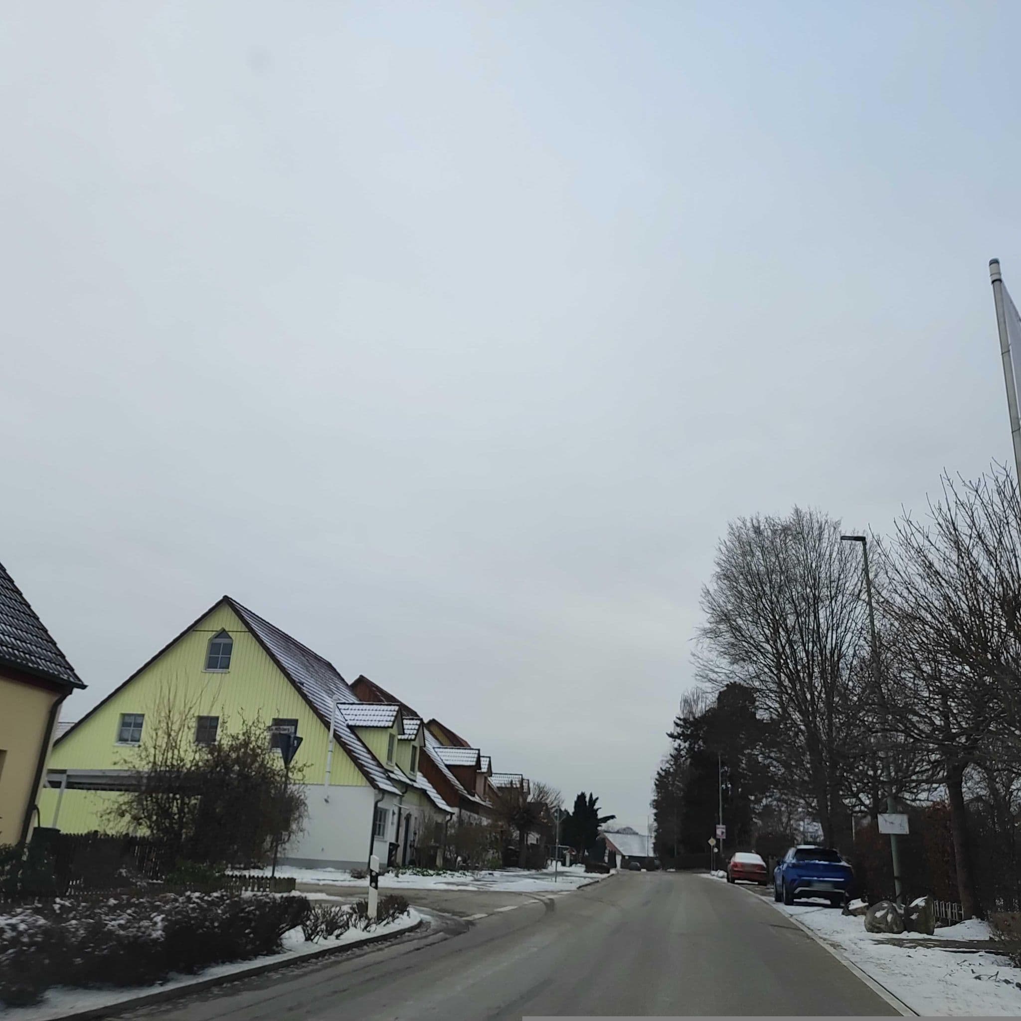 Street view near bett’n glück, Zusmarshausen — © msdess (CC BY-SA · Mapillary)