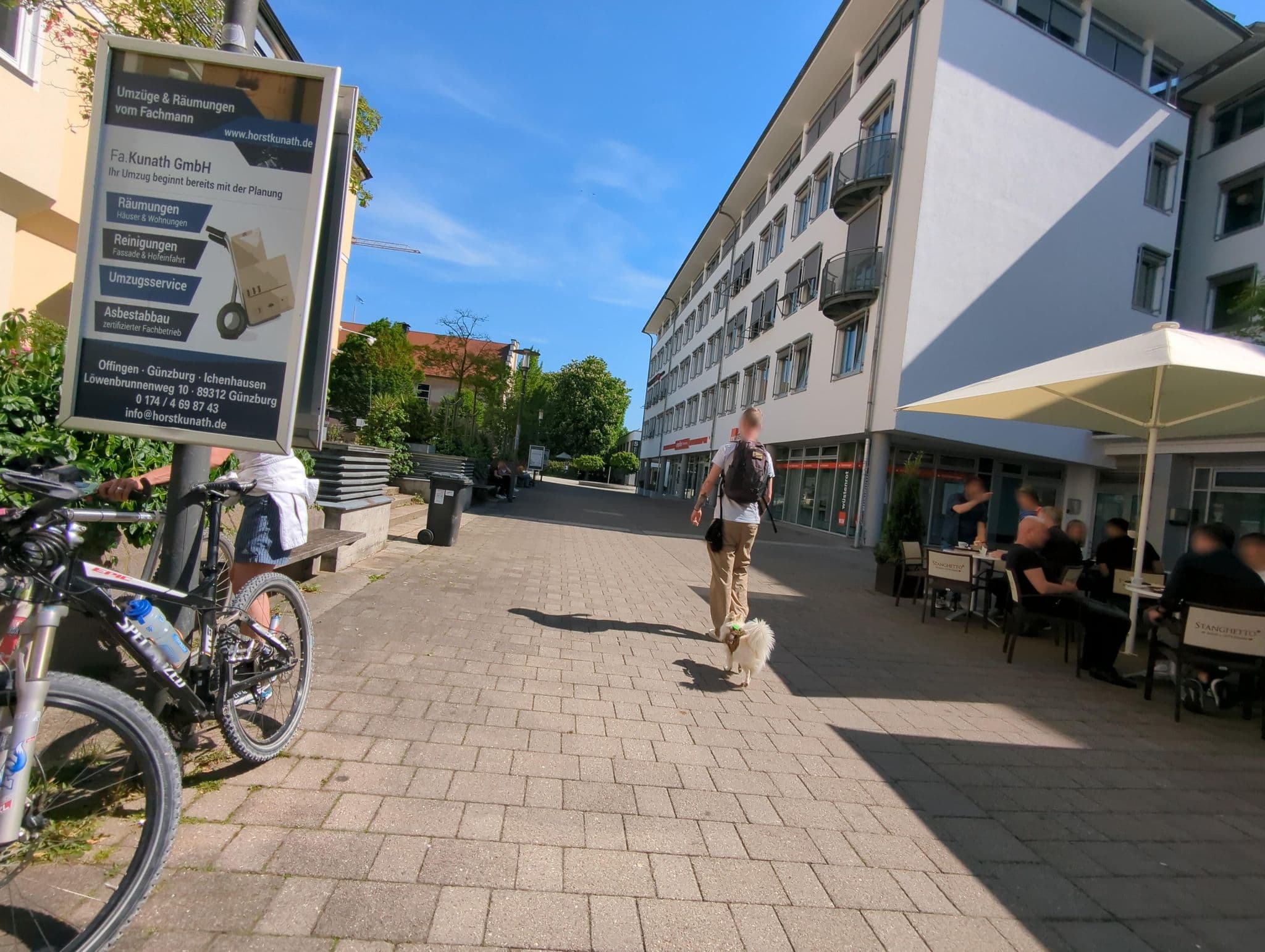 Street view near Hotel Arcadia, Günzburg — © ente (CC BY-SA · Mapillary)